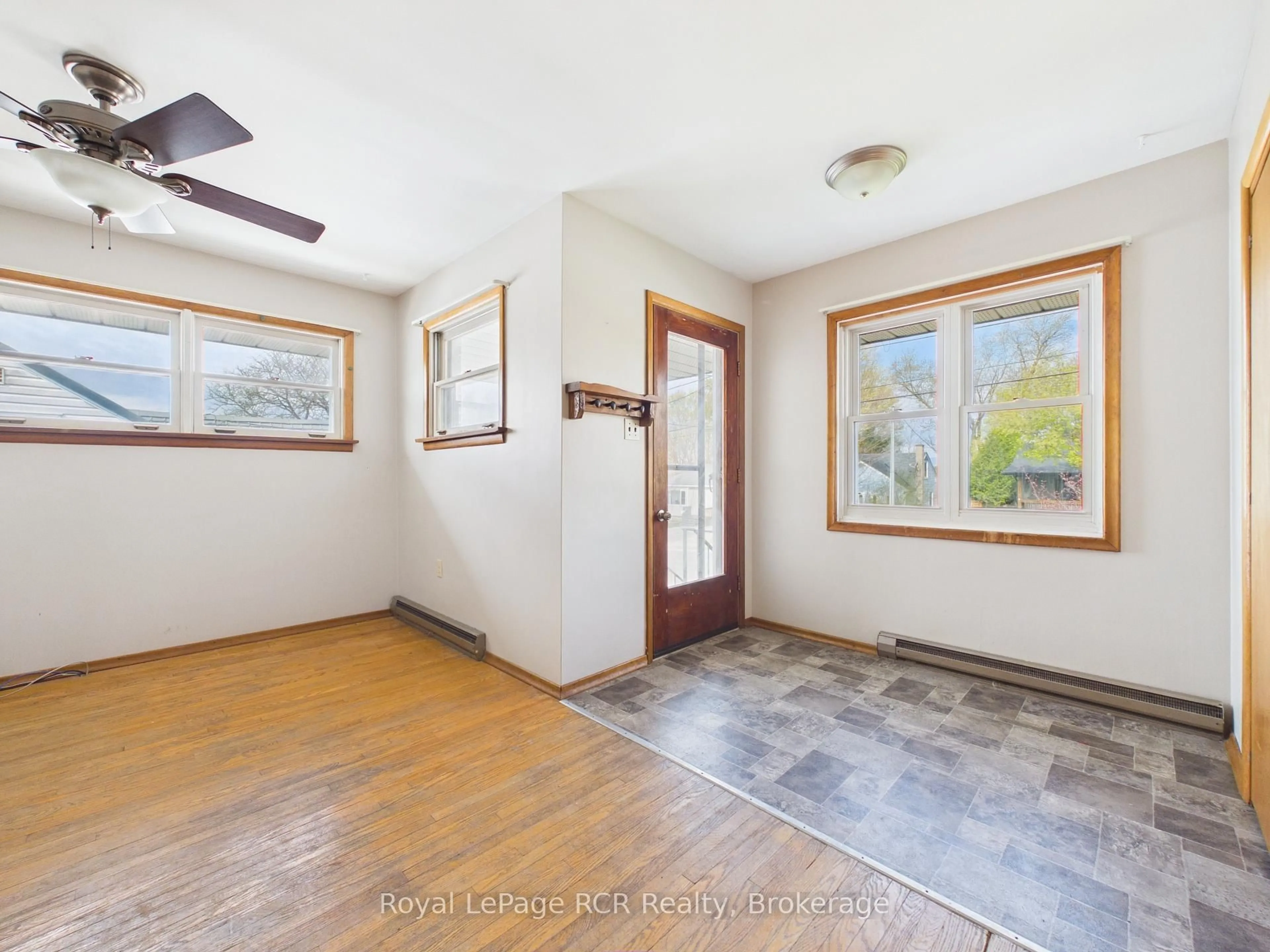 Indoor entryway for 153 Carling Terr, North Huron Ontario N0G 2W0