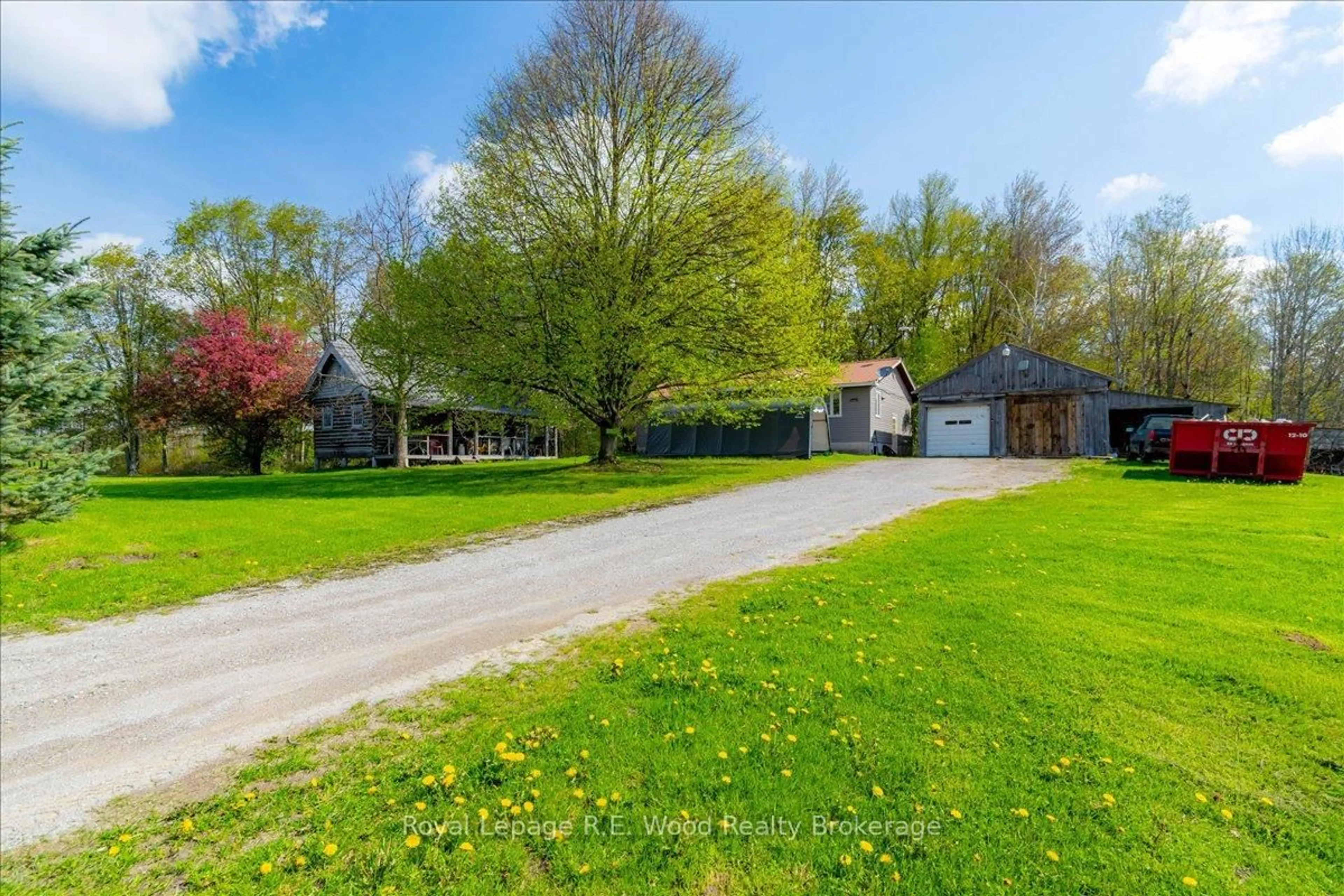 A pic from outside/outdoor area/front of a property/back of a property/a pic from drone, street for 1516 Charlotteville West Quarter Line Rd, Norfolk Ontario N3Y 4K5