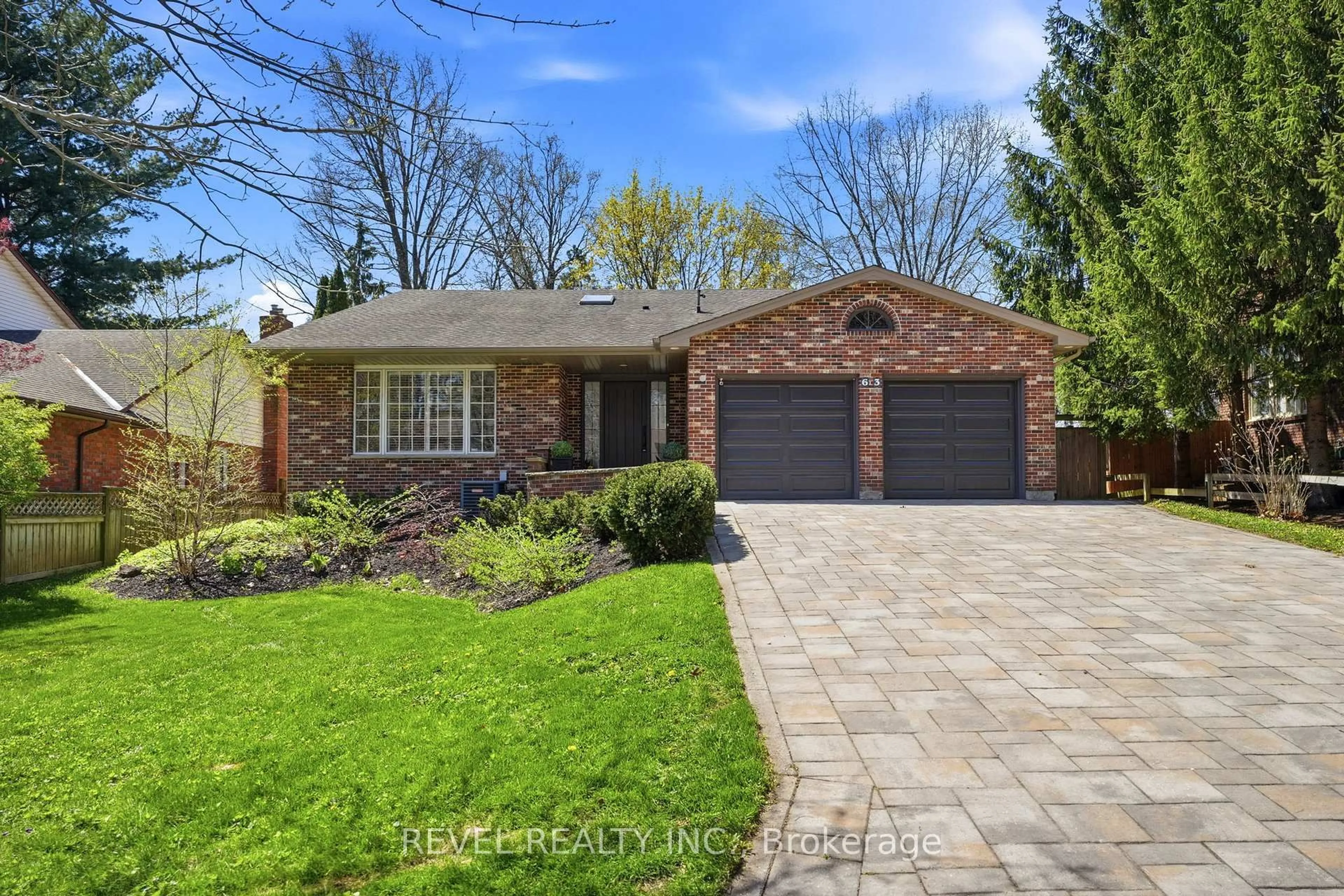 Home with brick exterior material, street for 63 Millbridge Cres, Pelham Ontario L0S 1E1