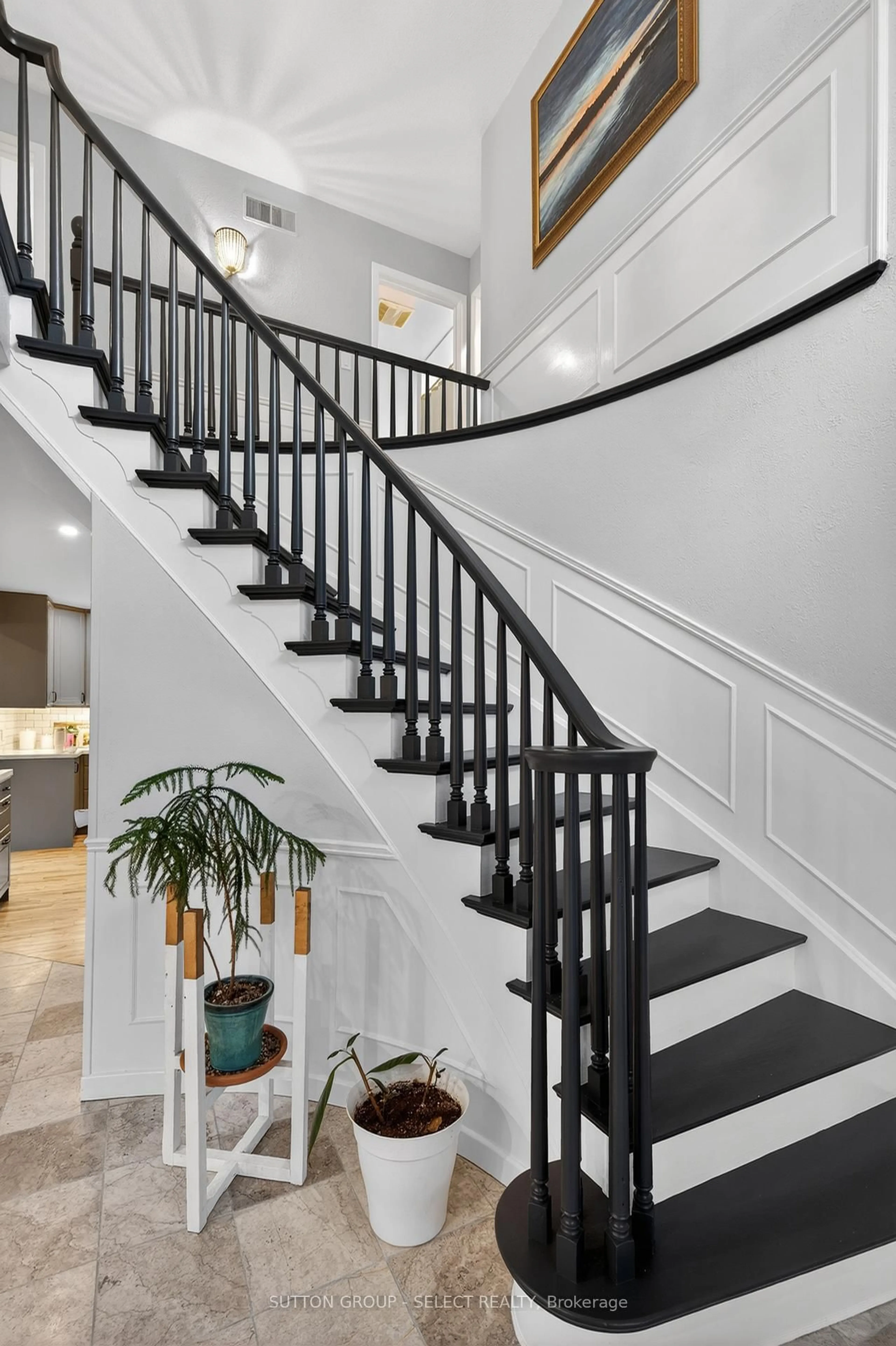Stairs for 22 Pinegrove Cres, London South Ontario N6J 3Y9
