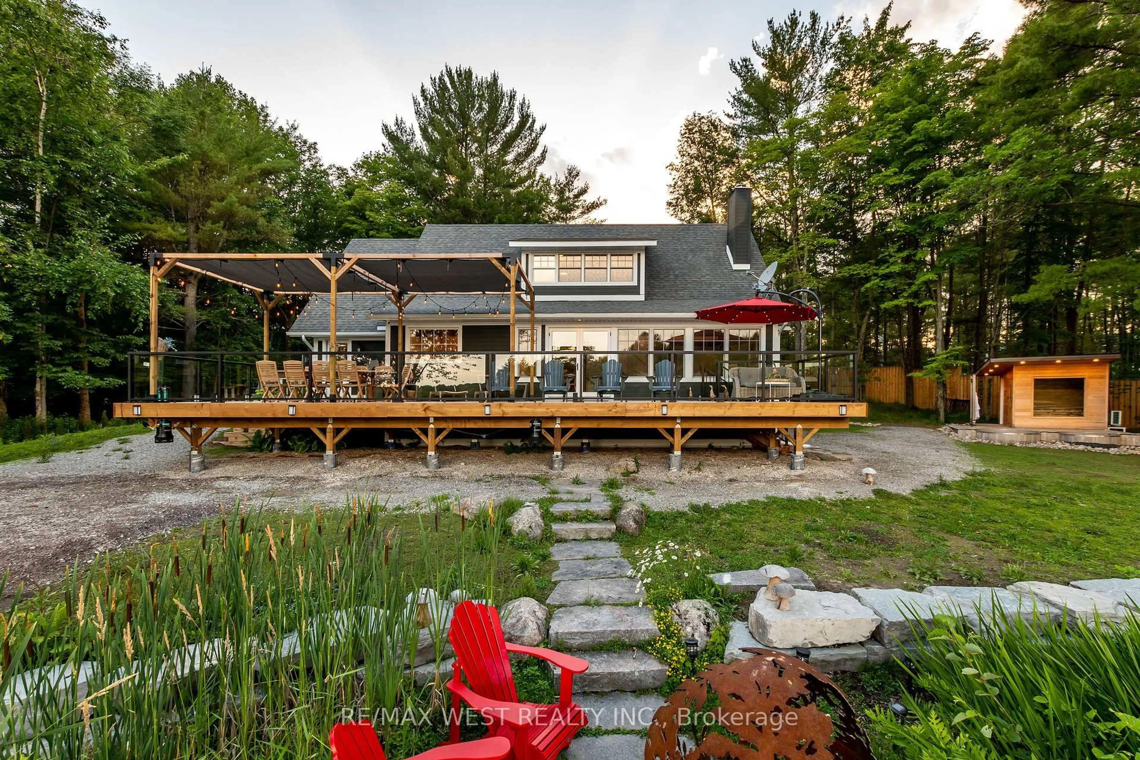 Patio, unknown for 1078 Woodwinds Rd, Muskoka Lakes Ontario P1P 1R2
