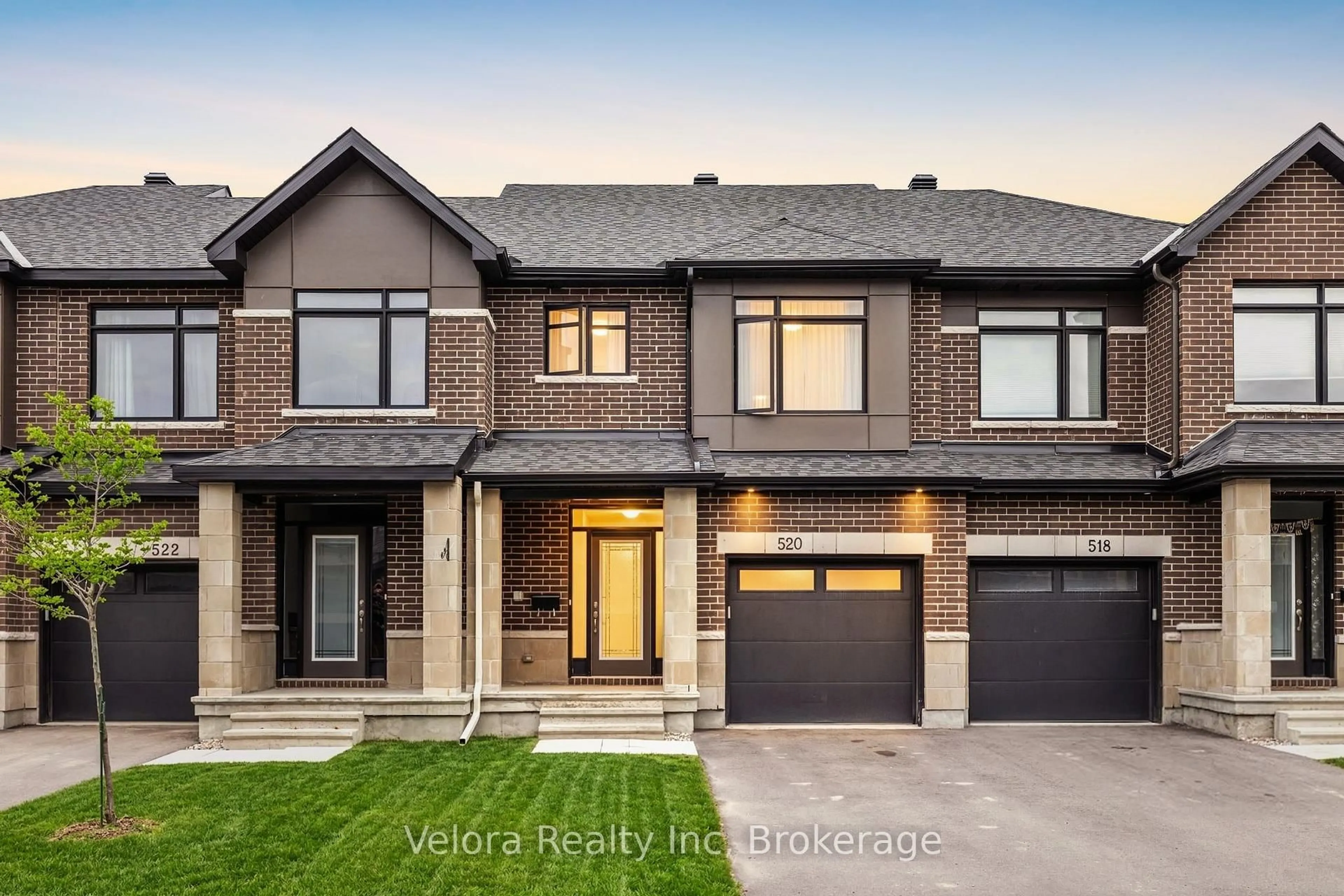 Home with brick exterior material, street for 520 Cardamom Terr, Stittsville Ontario K2S 2Y1