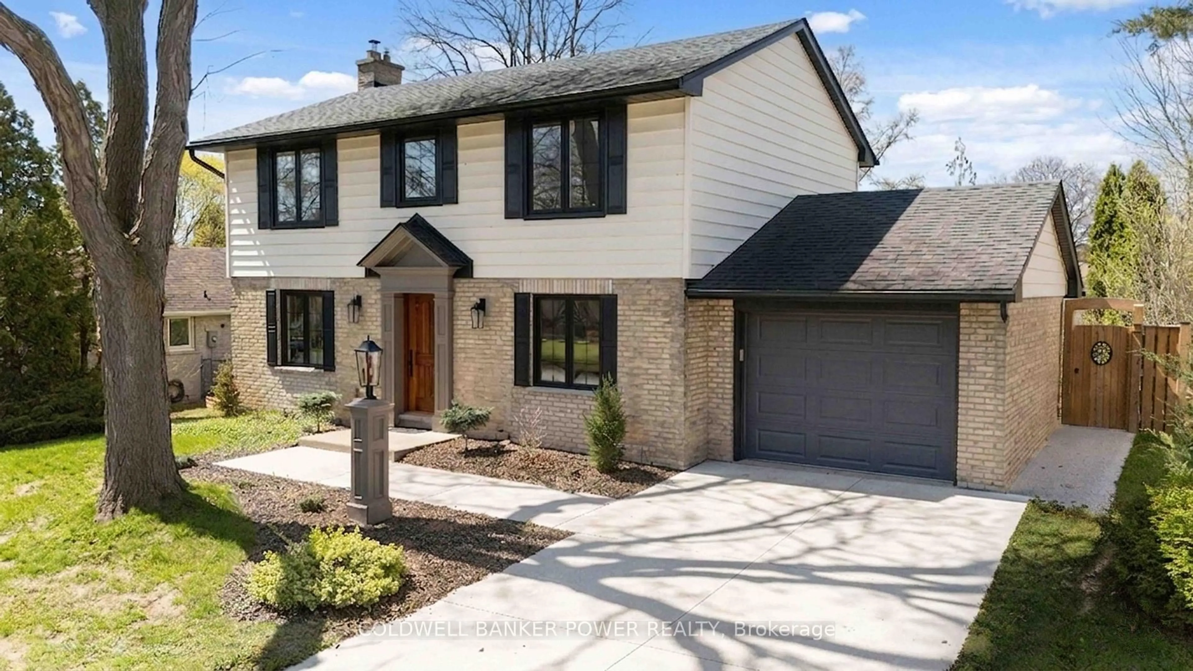 Home with brick exterior material, street for 54 Lloyd Manor Cres, London North Ontario N6H 3Z3