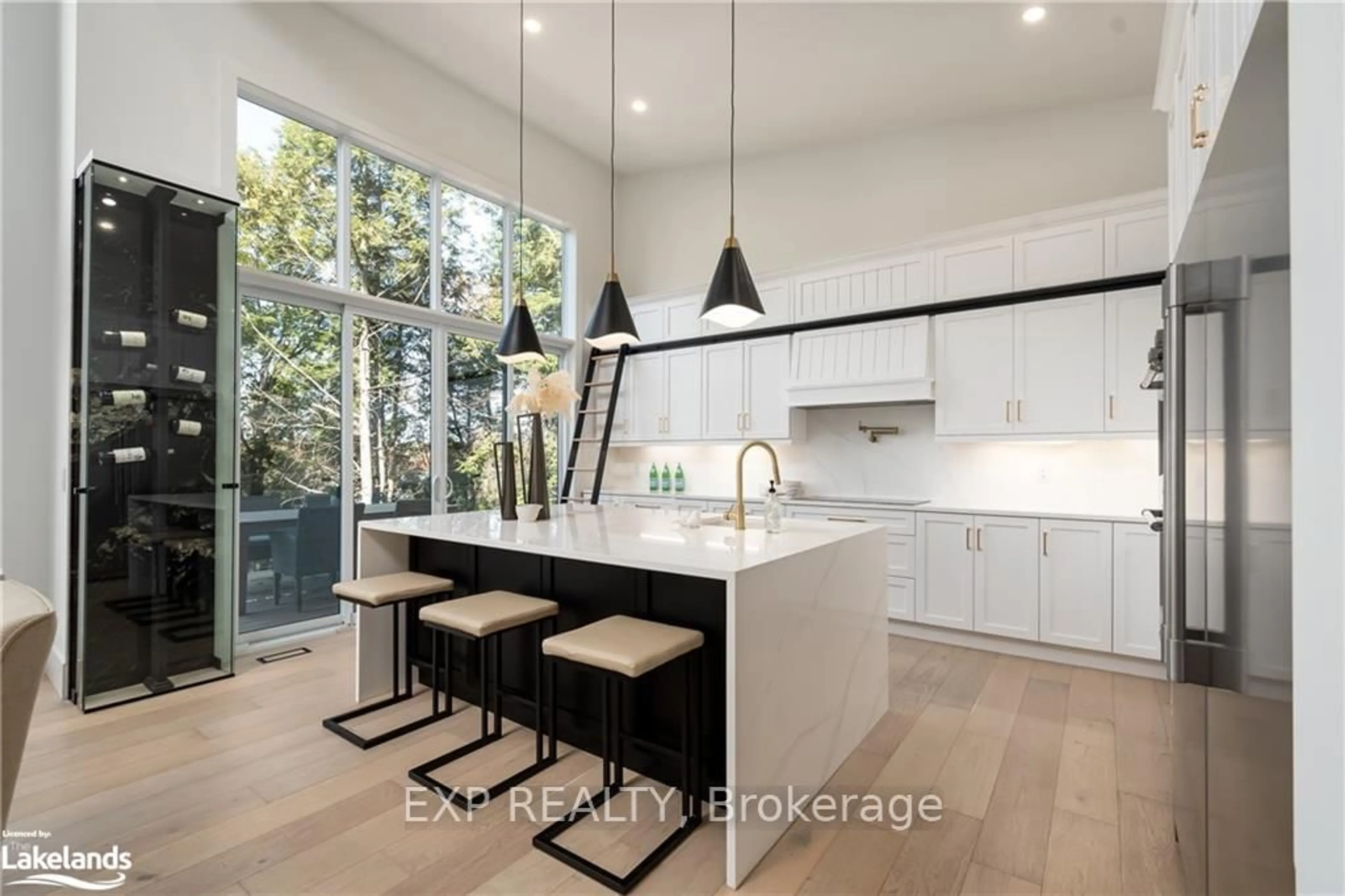 Contemporary kitchen, unknown for 1052 Walton Ave, North Perth Ontario N4W 3S2
