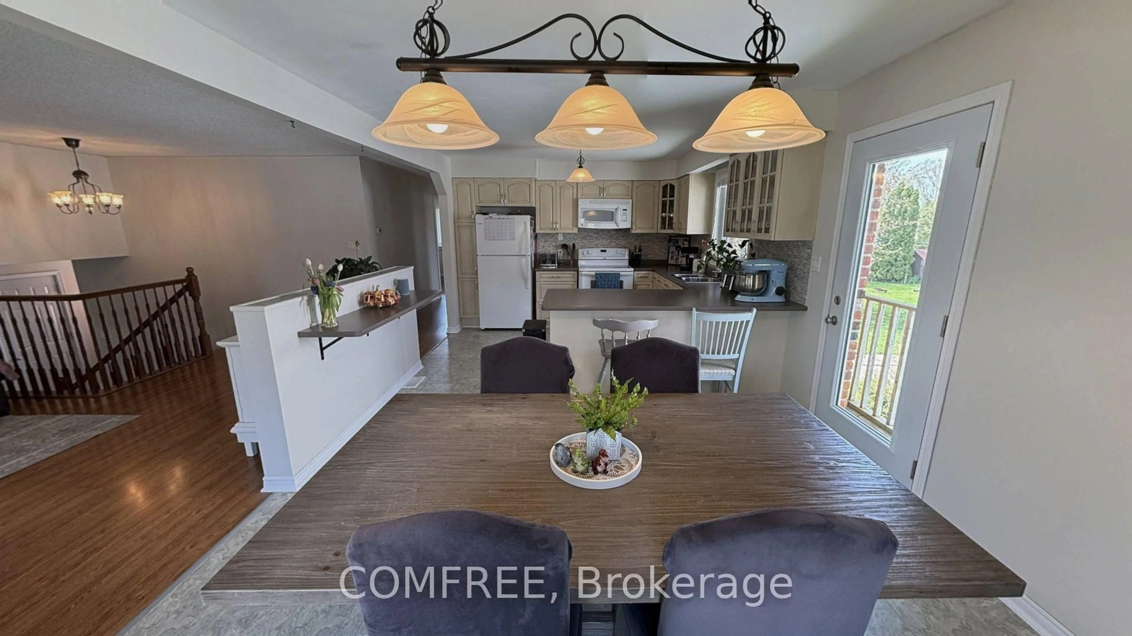 Open concept kitchen, unknown for 36 Union St, Lambton Shores Ontario N0N 1J0