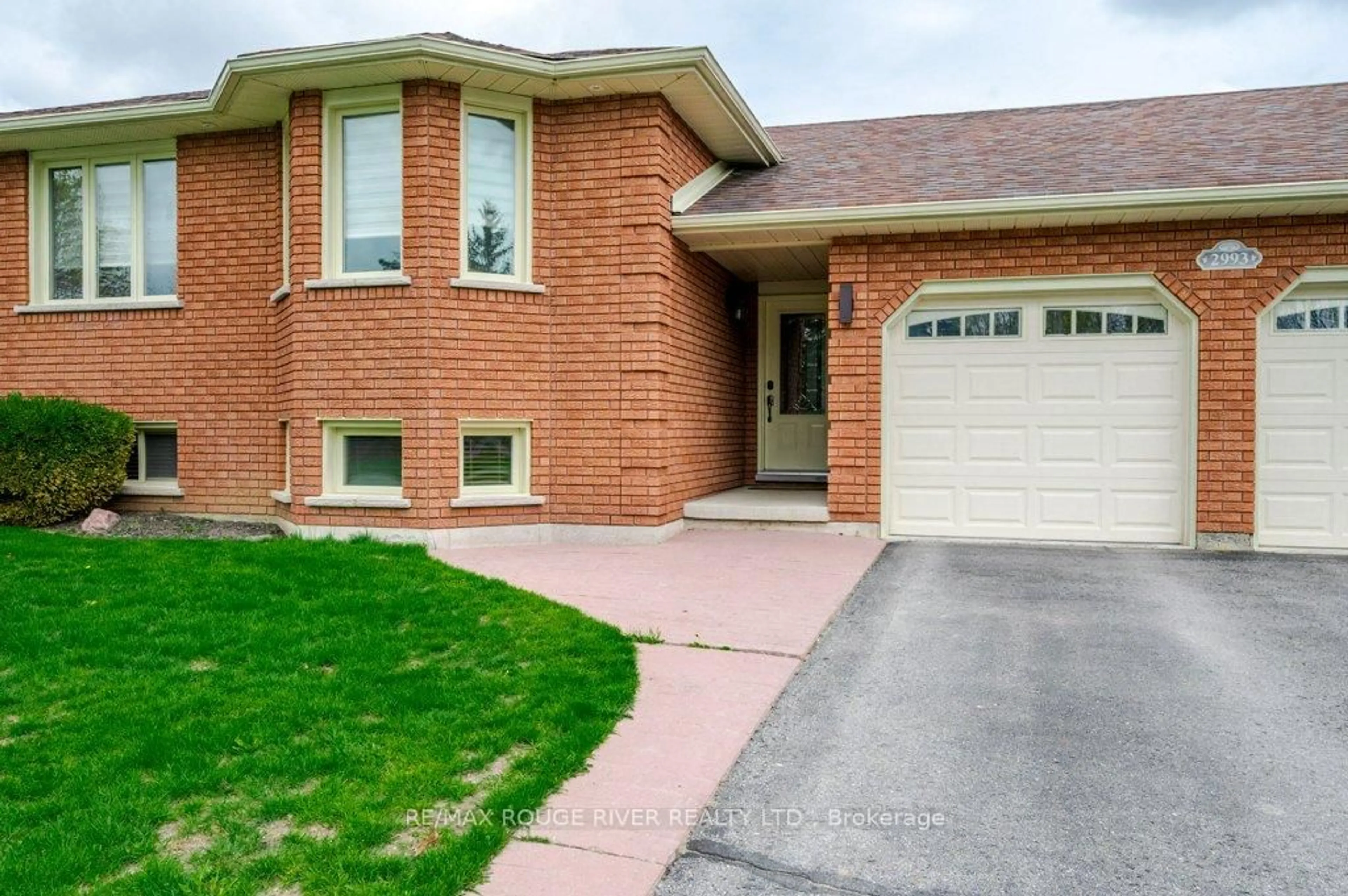 Home with brick exterior material, street for 2993 Jennifer Dr, Peterborough Ontario K9L 1Y6