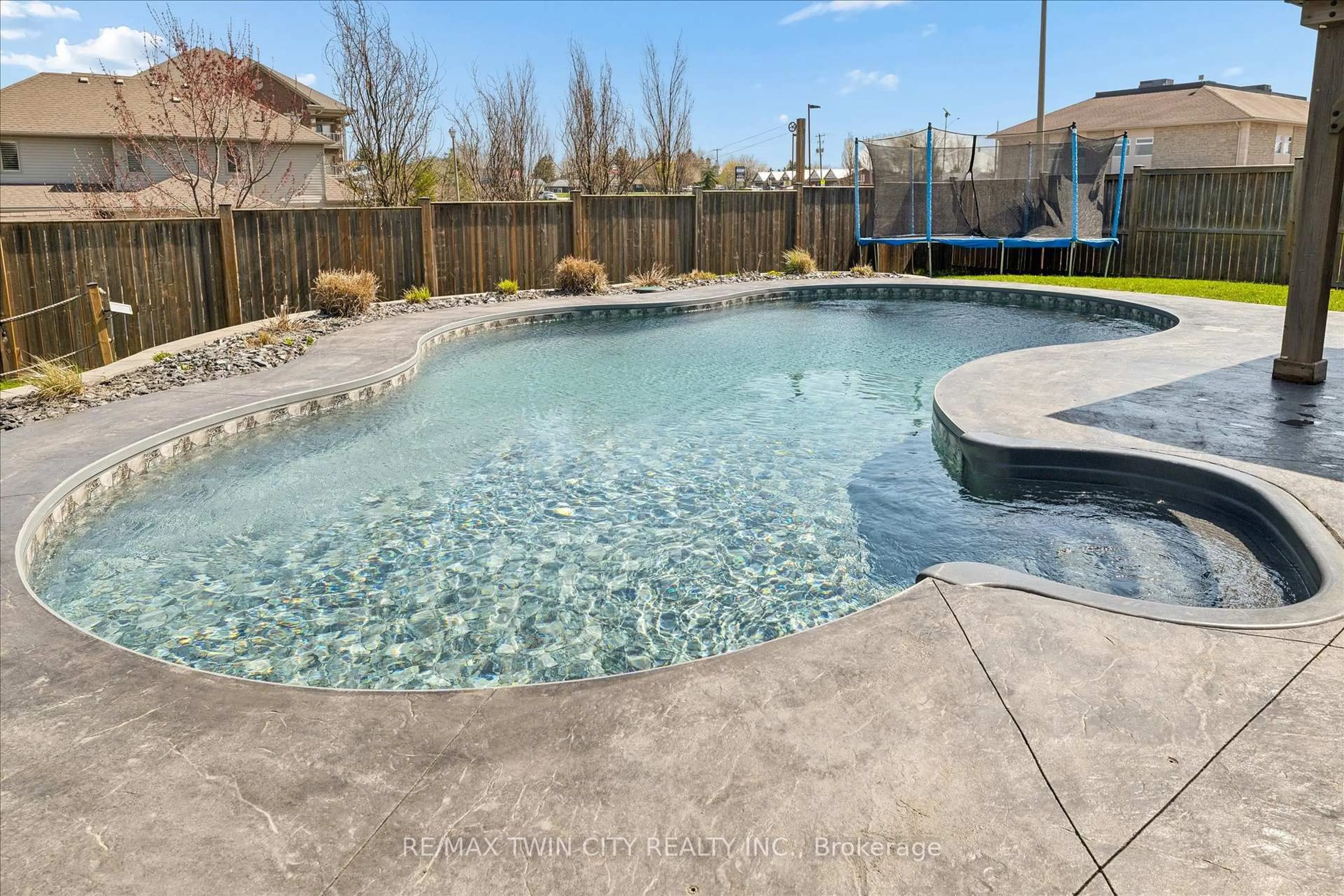 Pool for 27 River Run Rd, Mapleton Ontario N0G 1P0