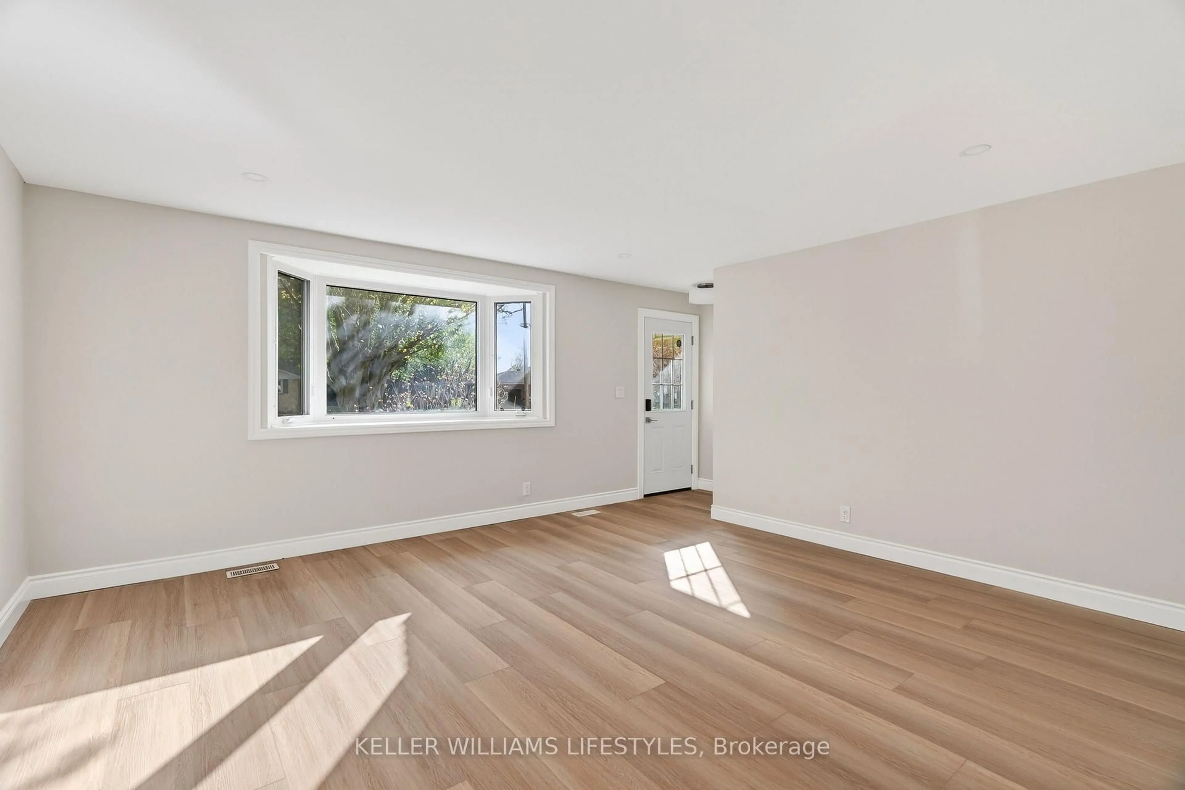 A pic of a room for 159 Ewen Ave #A, Southwest Middlesex Ontario N0L 1M0
