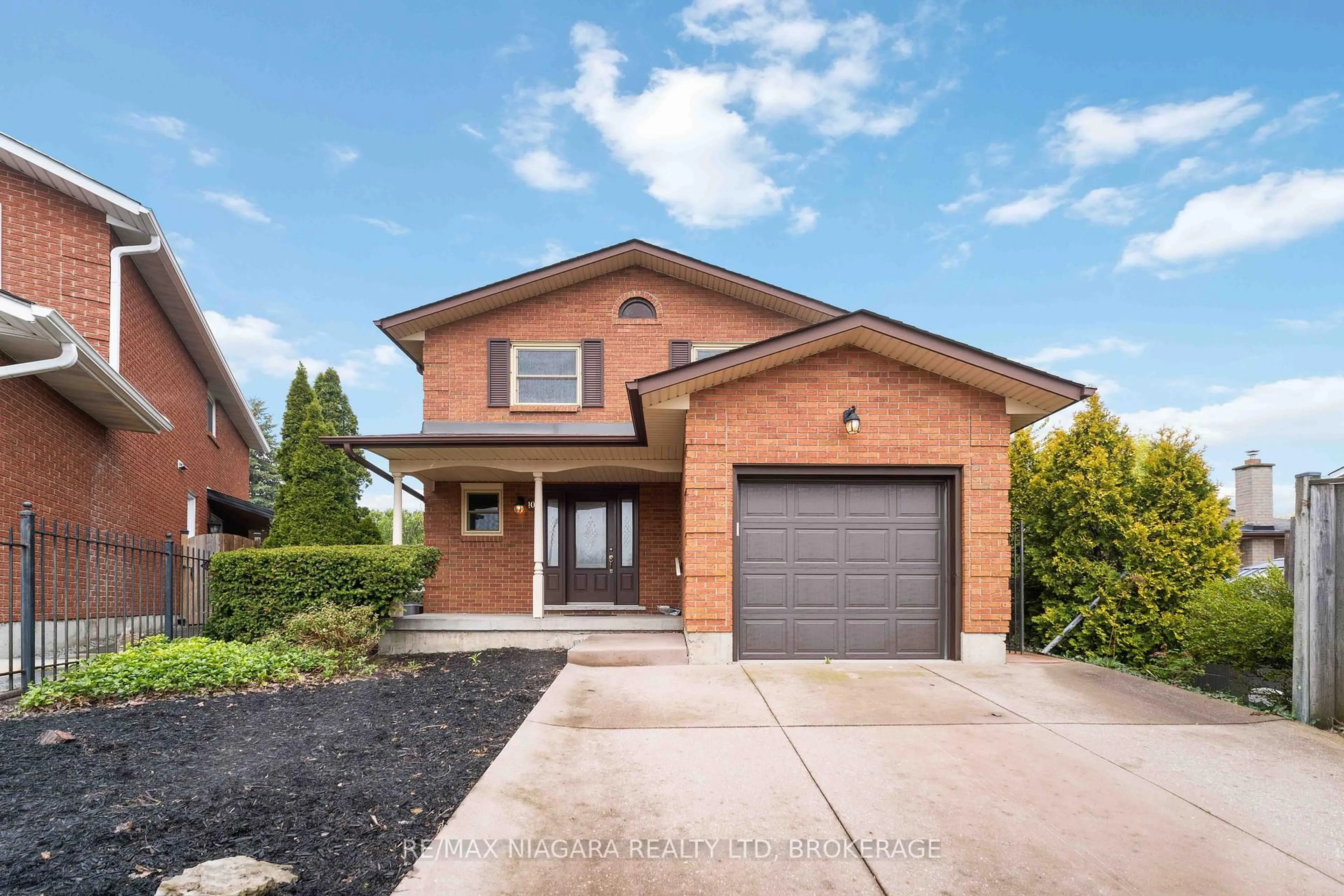 Home with brick exterior material, street for 10 Donegel Pl, Hamilton Ontario L9A 4Z6