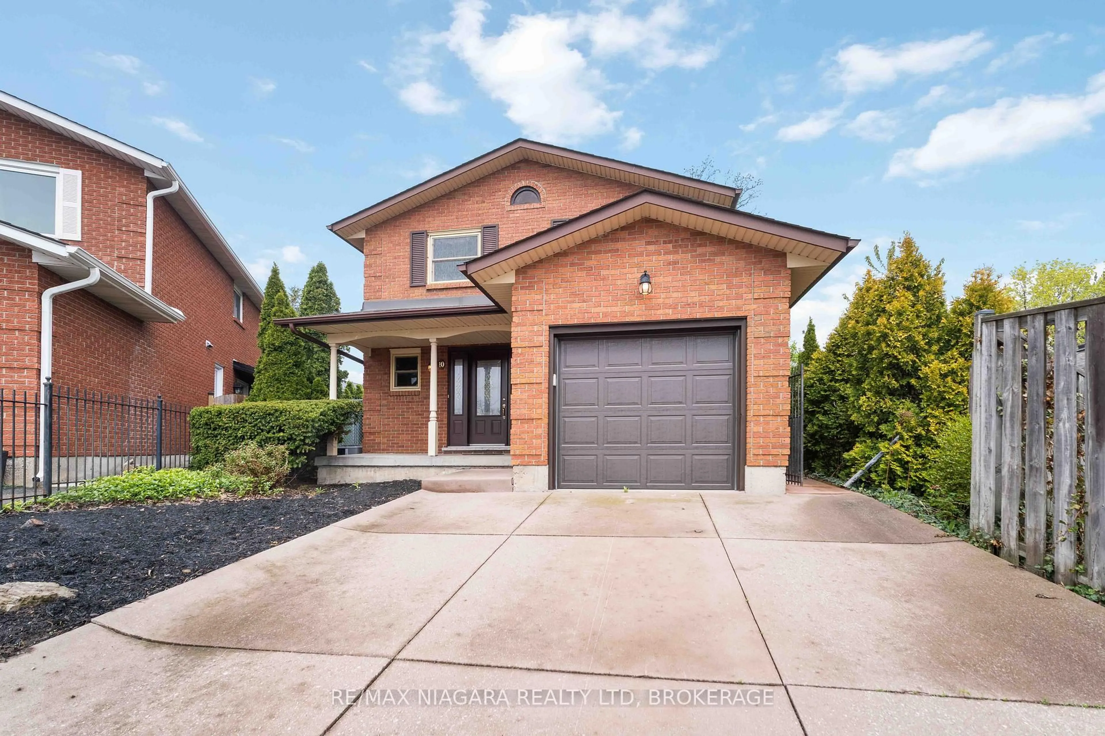 Home with brick exterior material, street for 10 Donegel Pl, Hamilton Ontario L9A 4Z6
