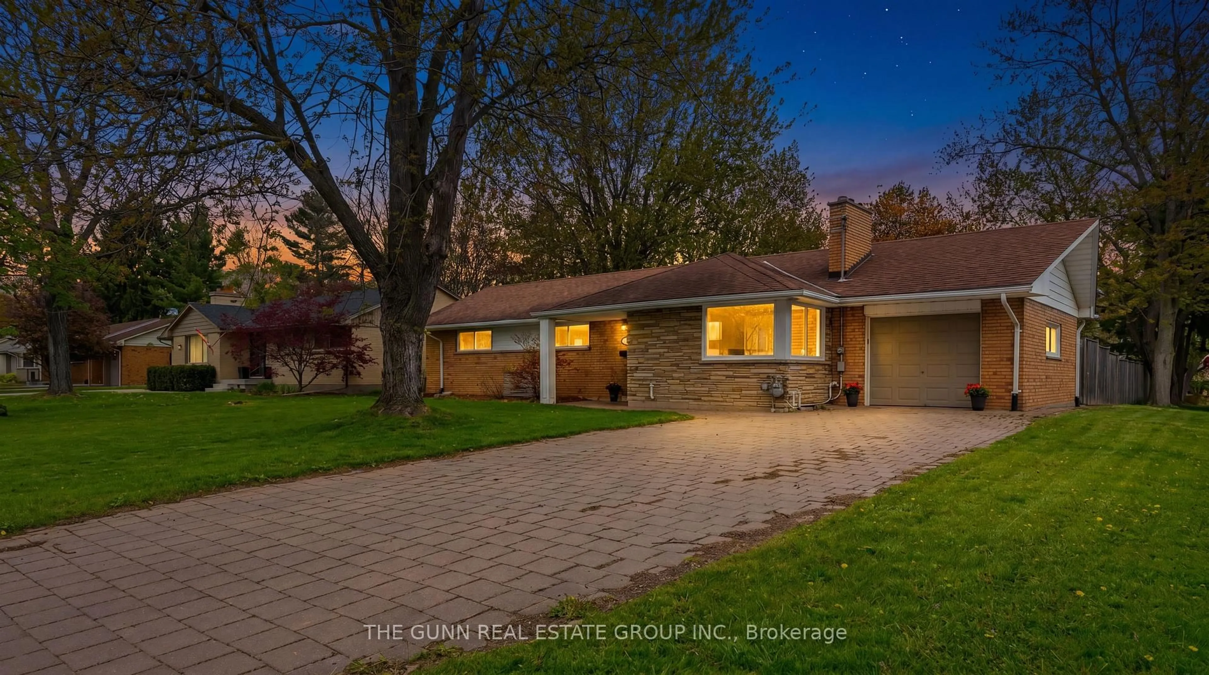 Unknown for 583 Oakridge Dr, London North Ontario N6H 3G3