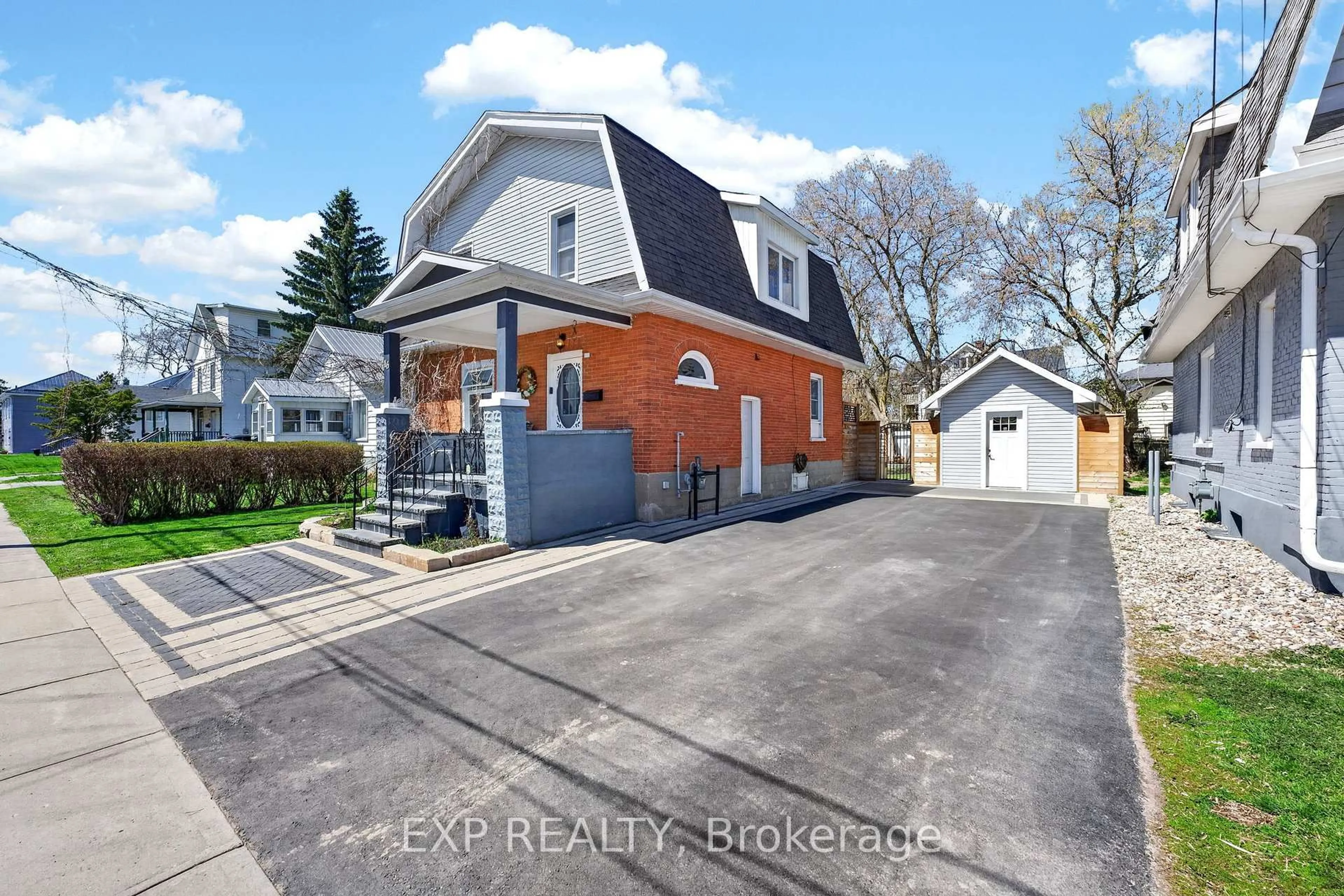 A pic from outside/outdoor area/front of a property/back of a property/a pic from drone, street for 16 Burton St, Belleville Ontario K8P 1E6