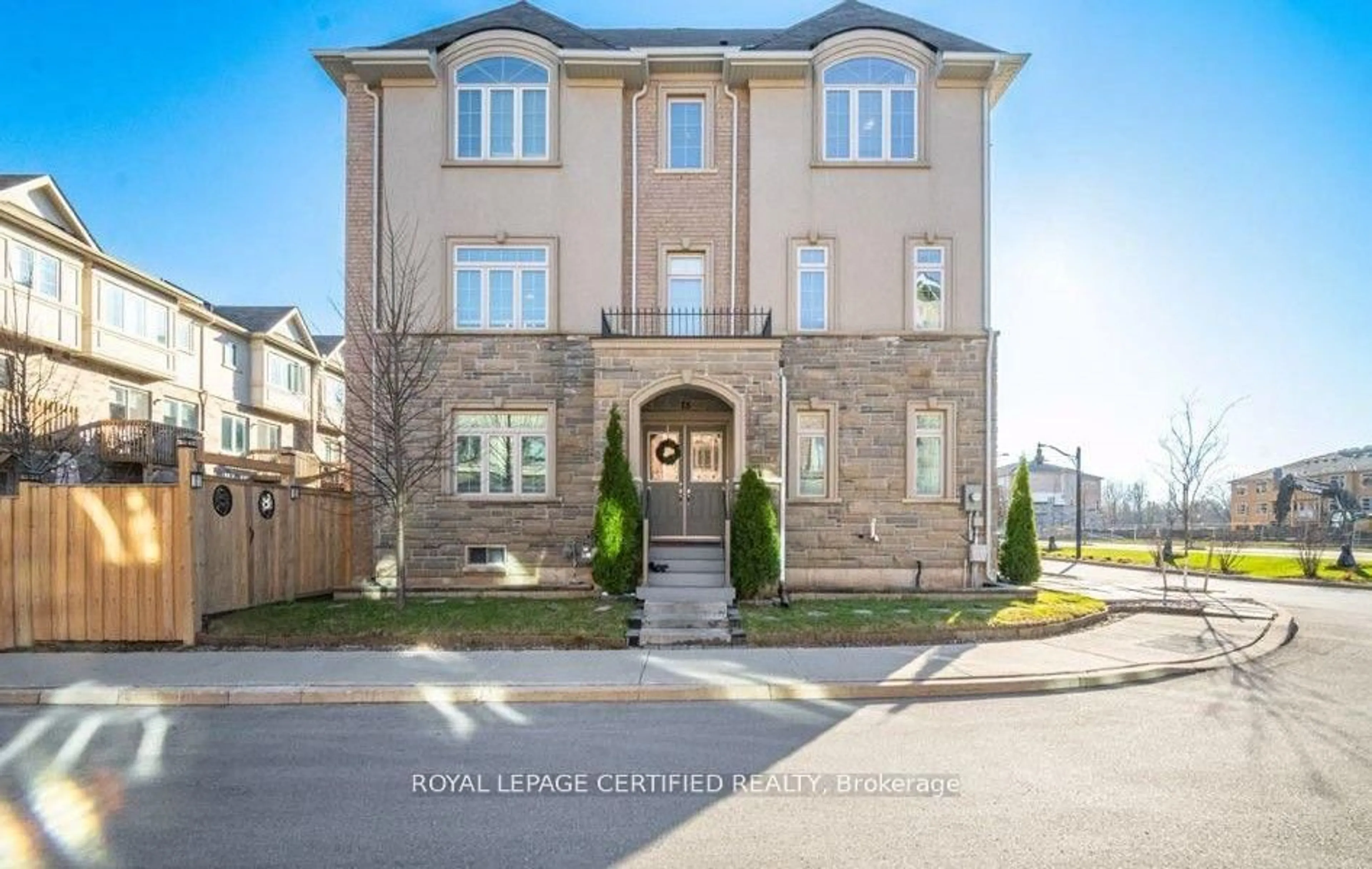 Home with brick exterior material, street for 75 Borers Creek Circ, Hamilton Ontario L8B 1W3