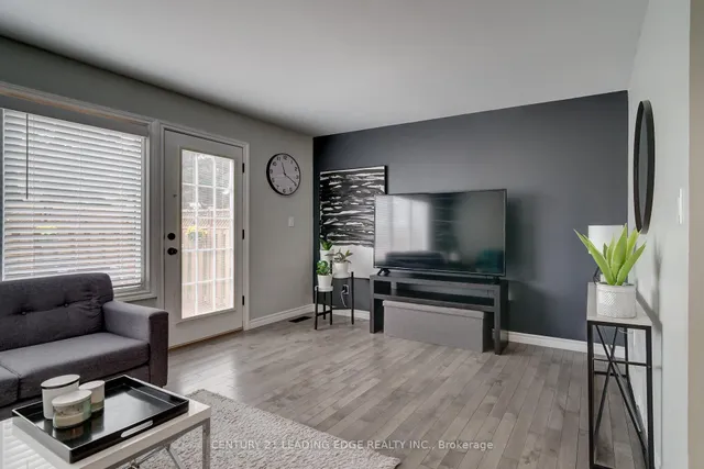 85 Albright Rd #8, Hamilton 4