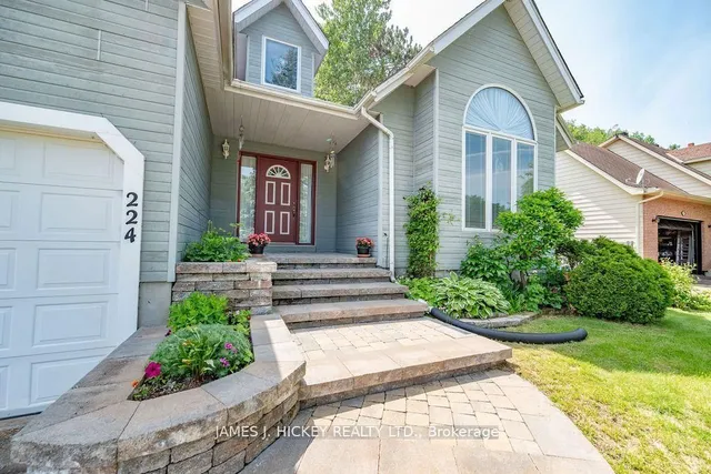 224 Thomas St, Deep River 3