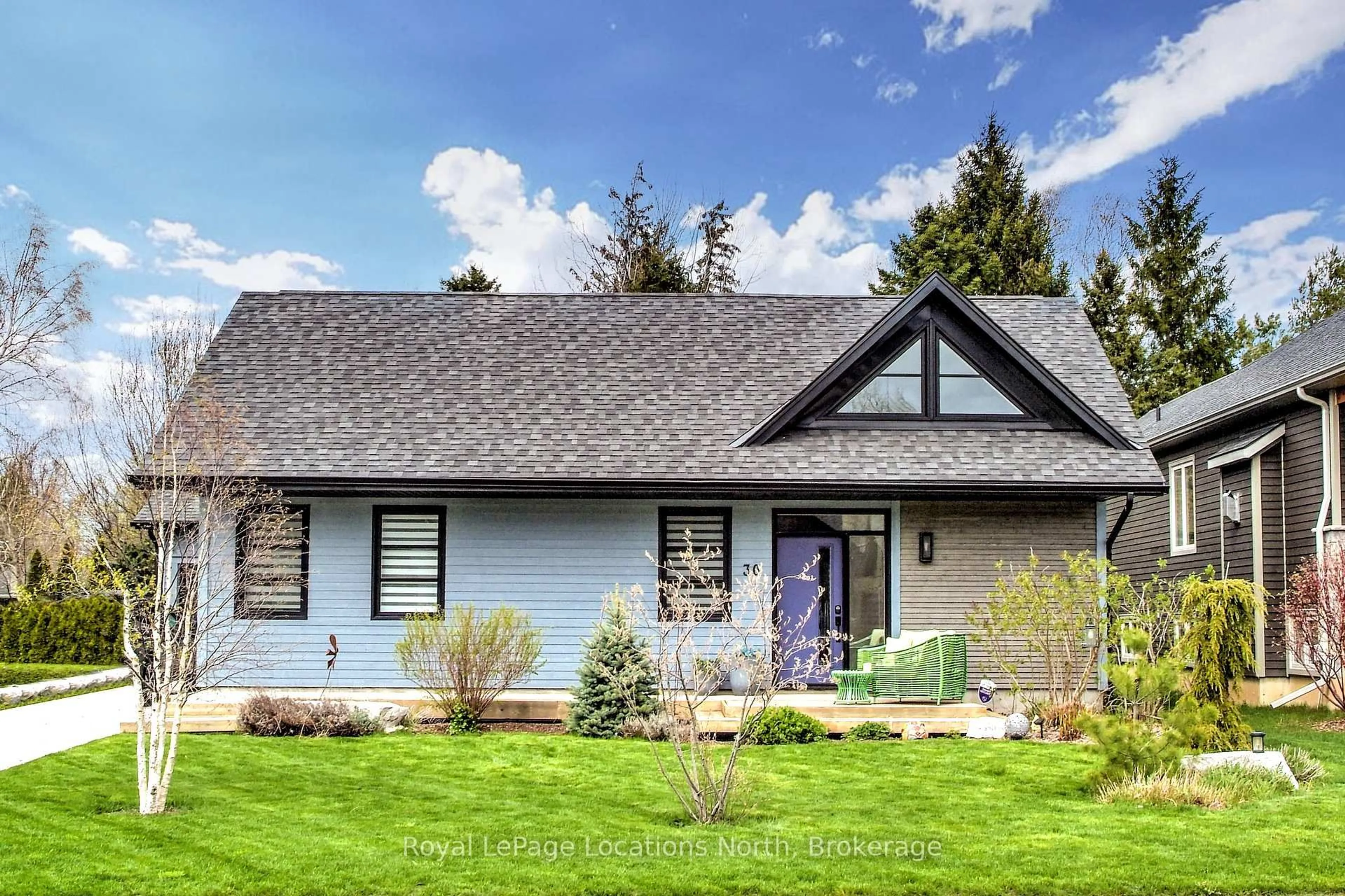 Home with vinyl exterior material, unknown for 30 Gordon Cres, Meaford Ontario N4L 0A9