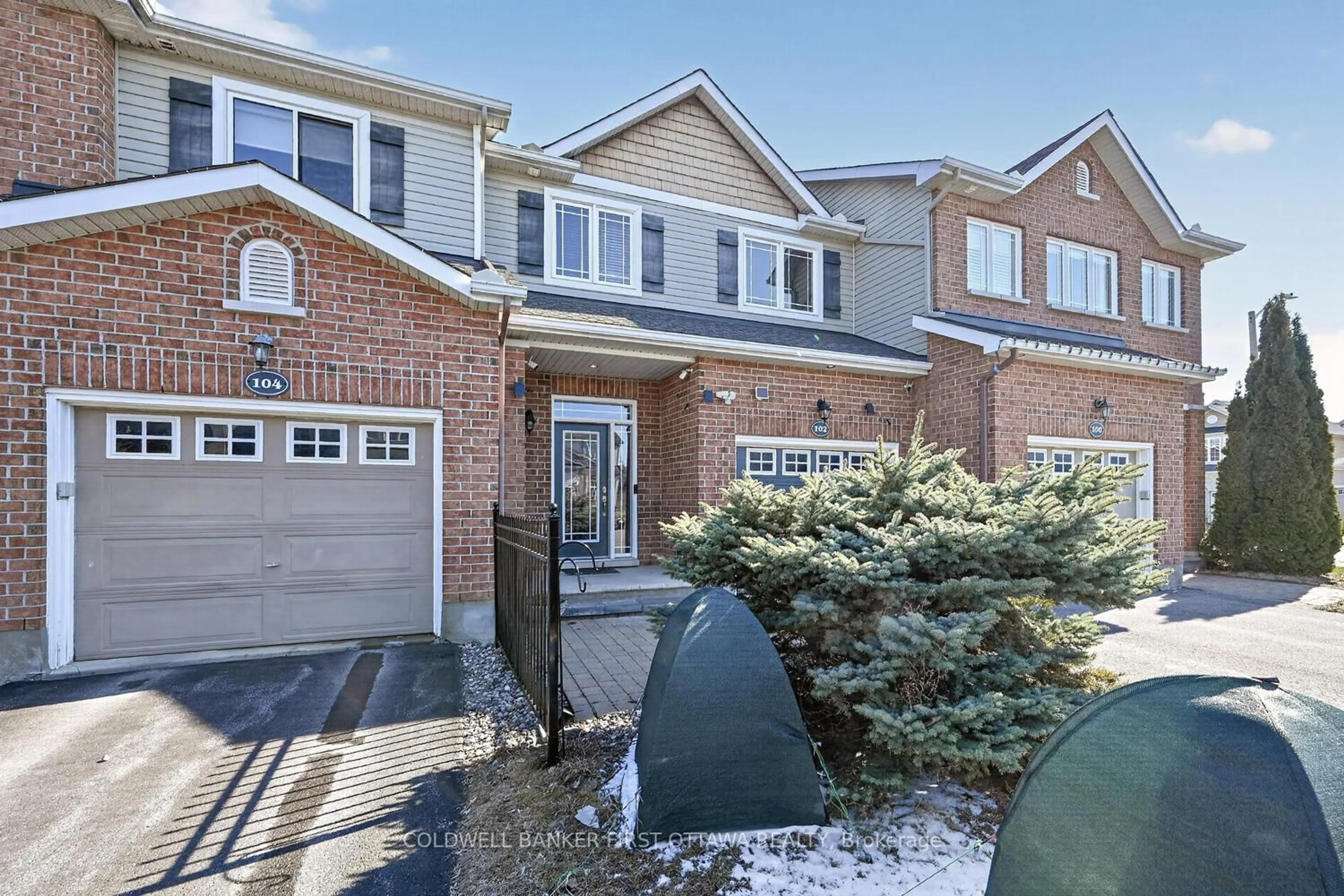 Unknown for 102 Windance Cres, Ottawa Ontario K2W 0A7