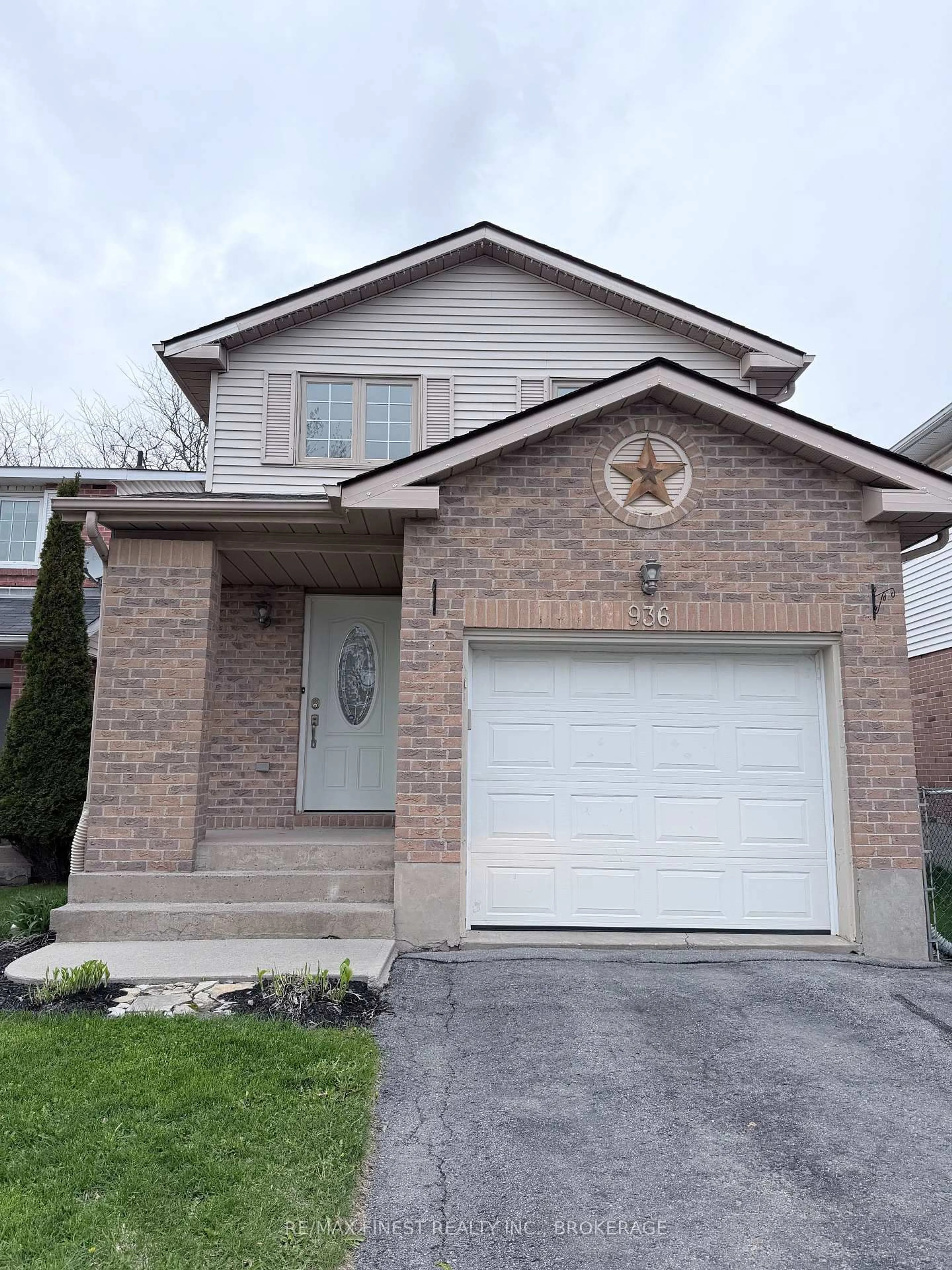 Home with brick exterior material, street for 936 Killarney Cres, Kingston Ontario K7M 8E1