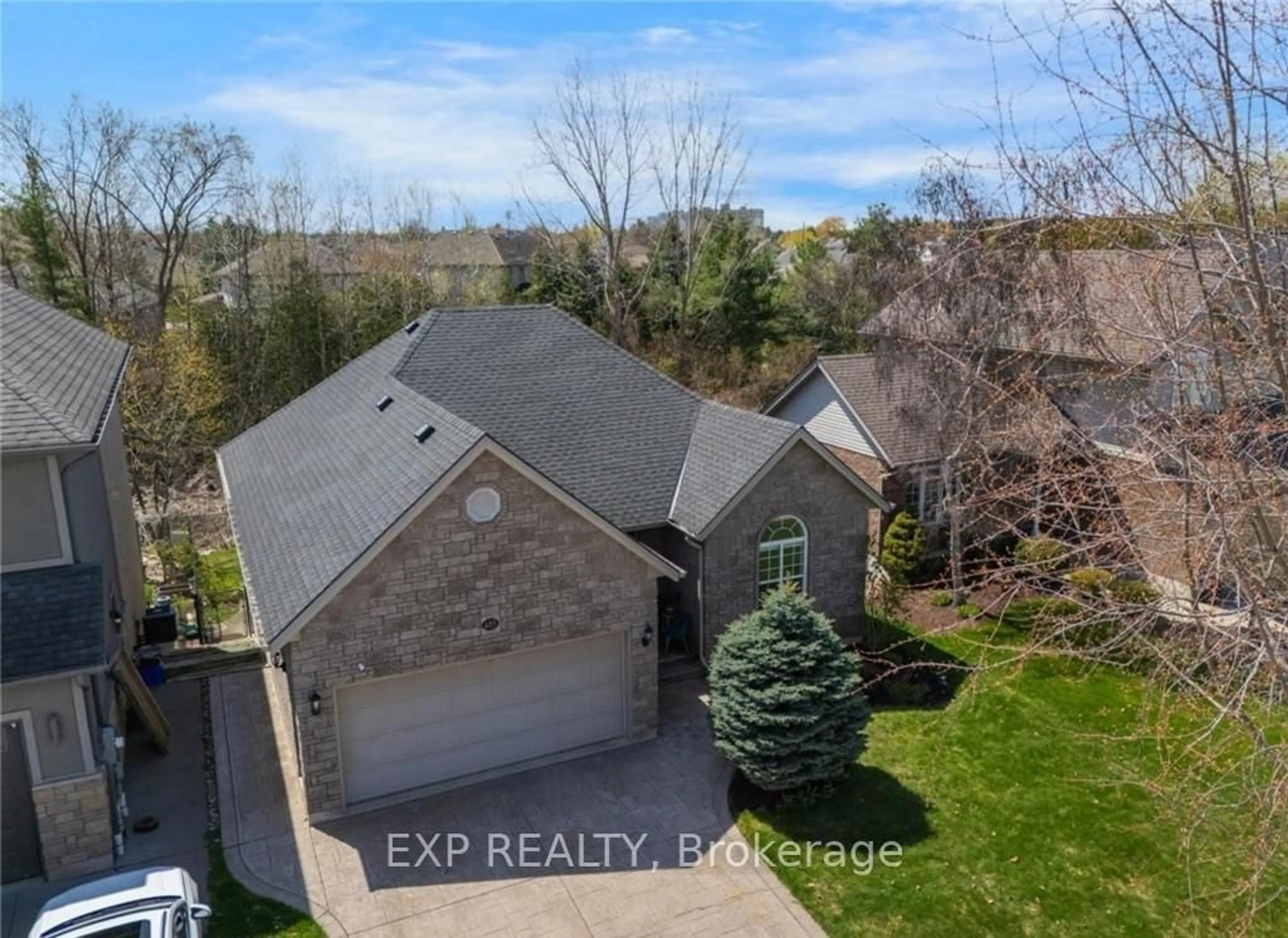 A pic from outside/outdoor area/front of a property/back of a property/a pic from drone, unknown for 483 Parrott Pl, Woodstock Ontario N4T 1V8