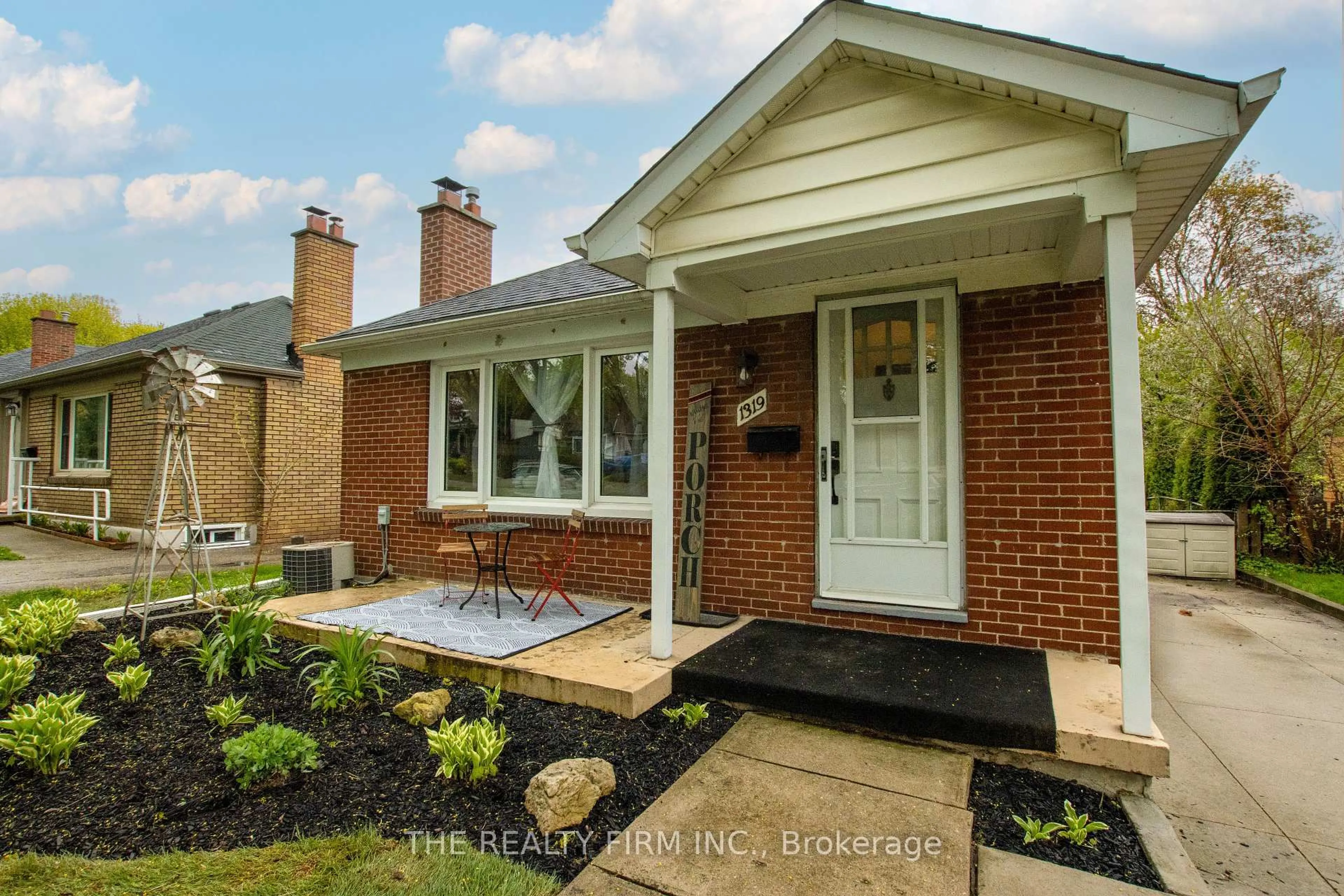 Home with brick exterior material, street for 1319 Wilton Ave, London East Ontario N5W 2H5