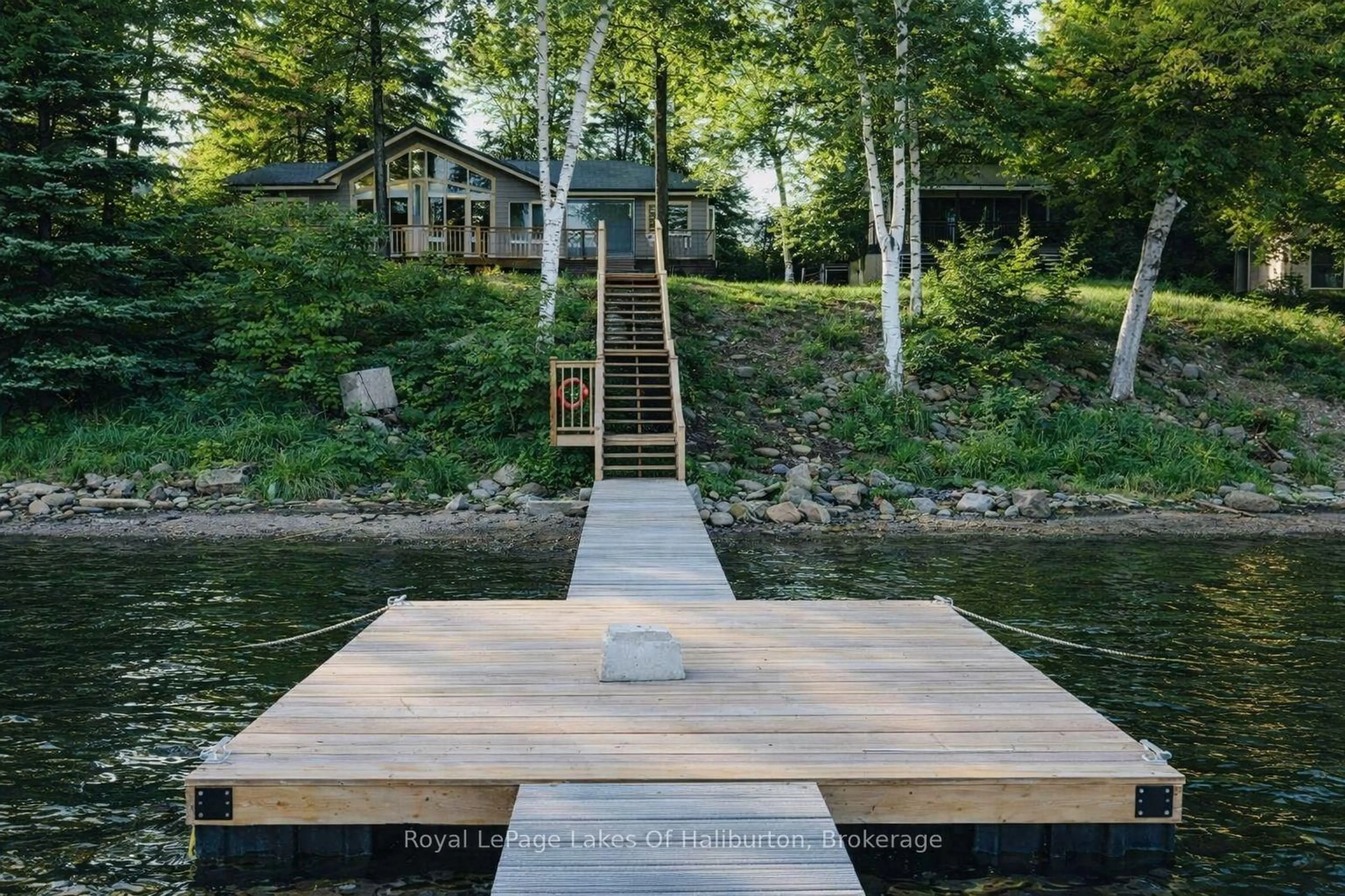 Stairs for 1384 North Shore Rd, Algonquin Highlands Ontario K0M 1S0
