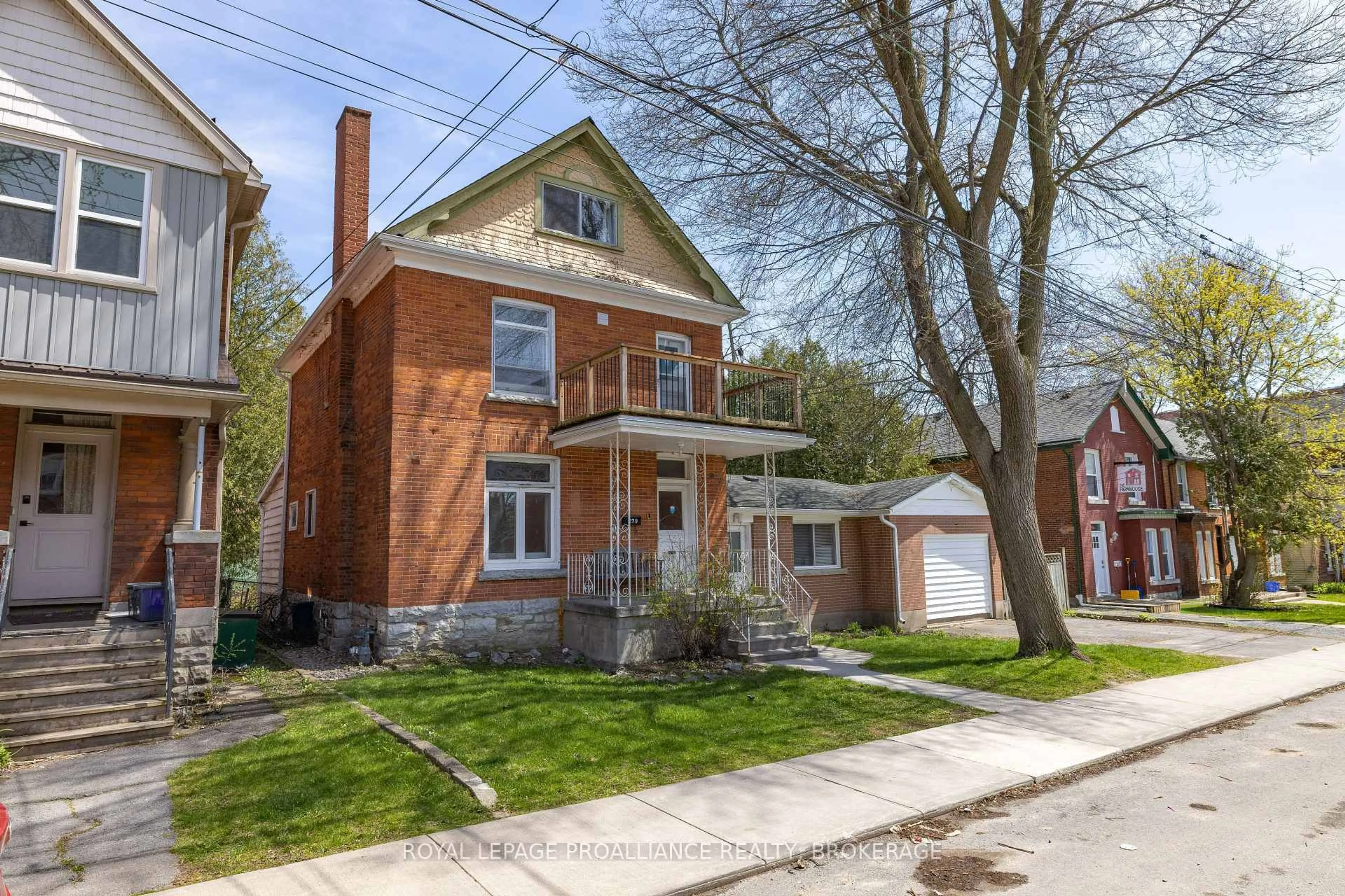 Home with brick exterior material, street for 279 Frontenac St, Kingston Ontario K7L 3S9