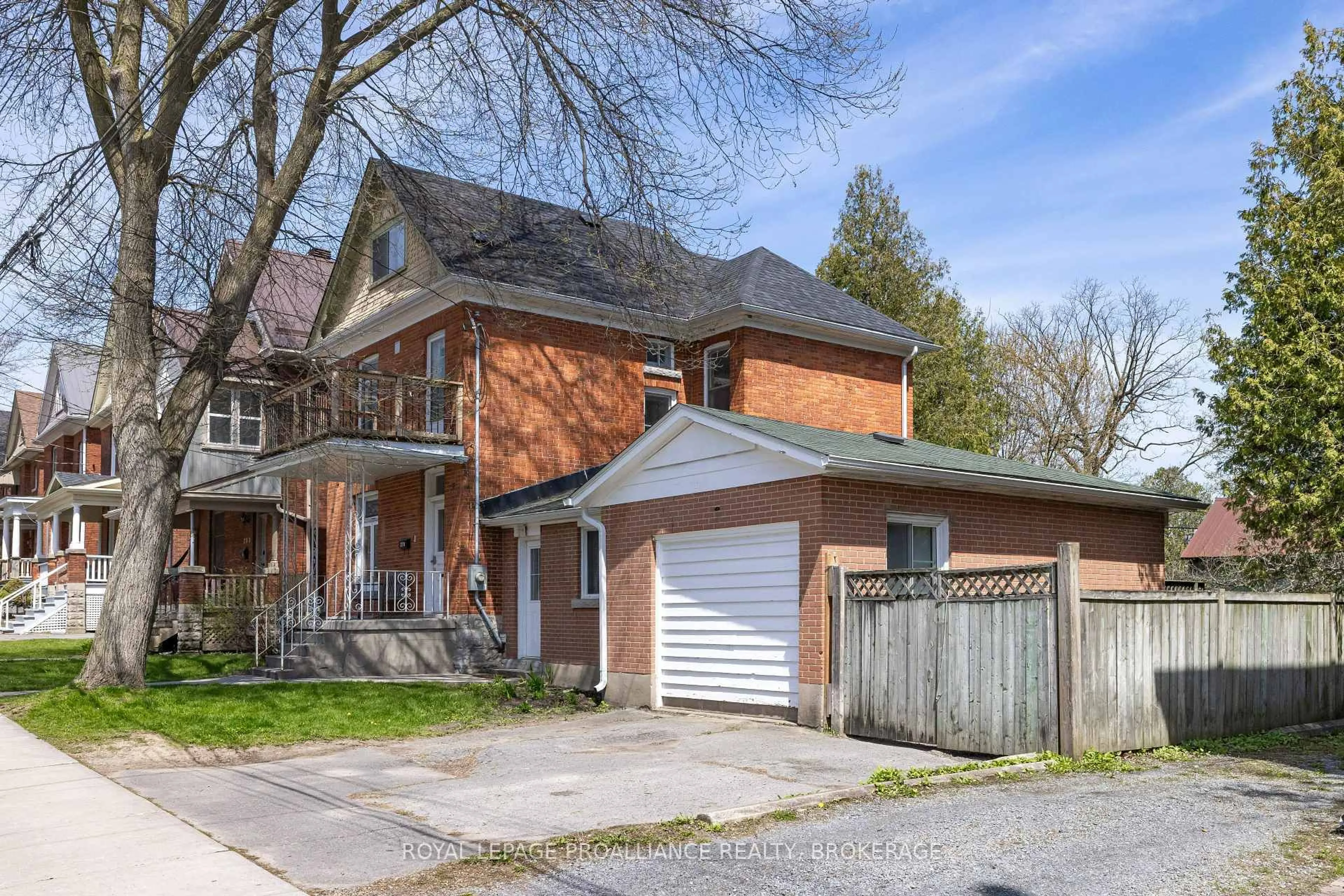 Home with brick exterior material, street for 279 Frontenac St, Kingston Ontario K7L 3S9