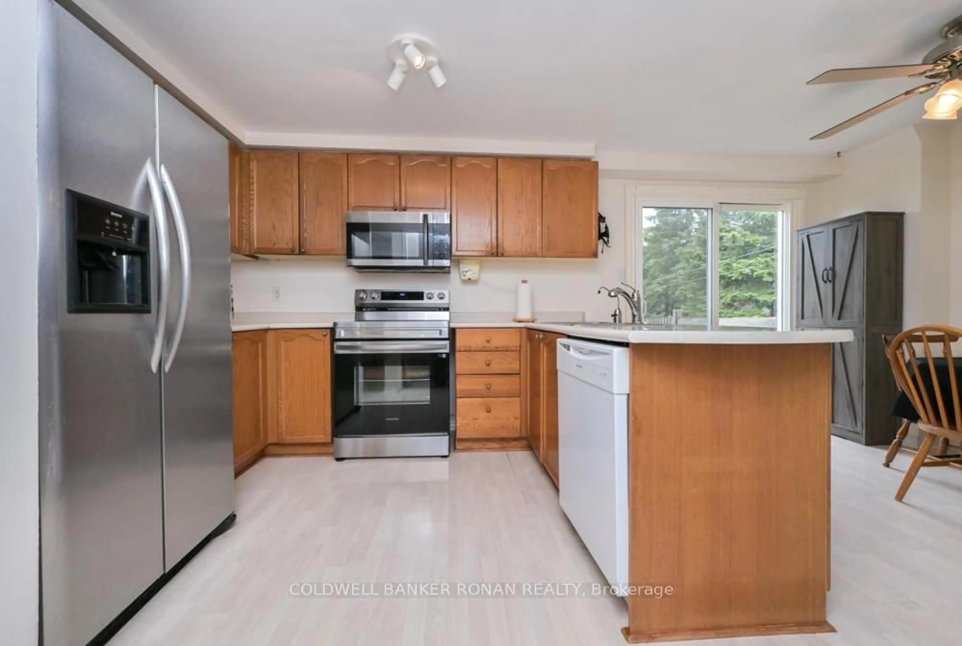 Unknown for 56 Edward St, Mapleton Ontario N0G 1P0