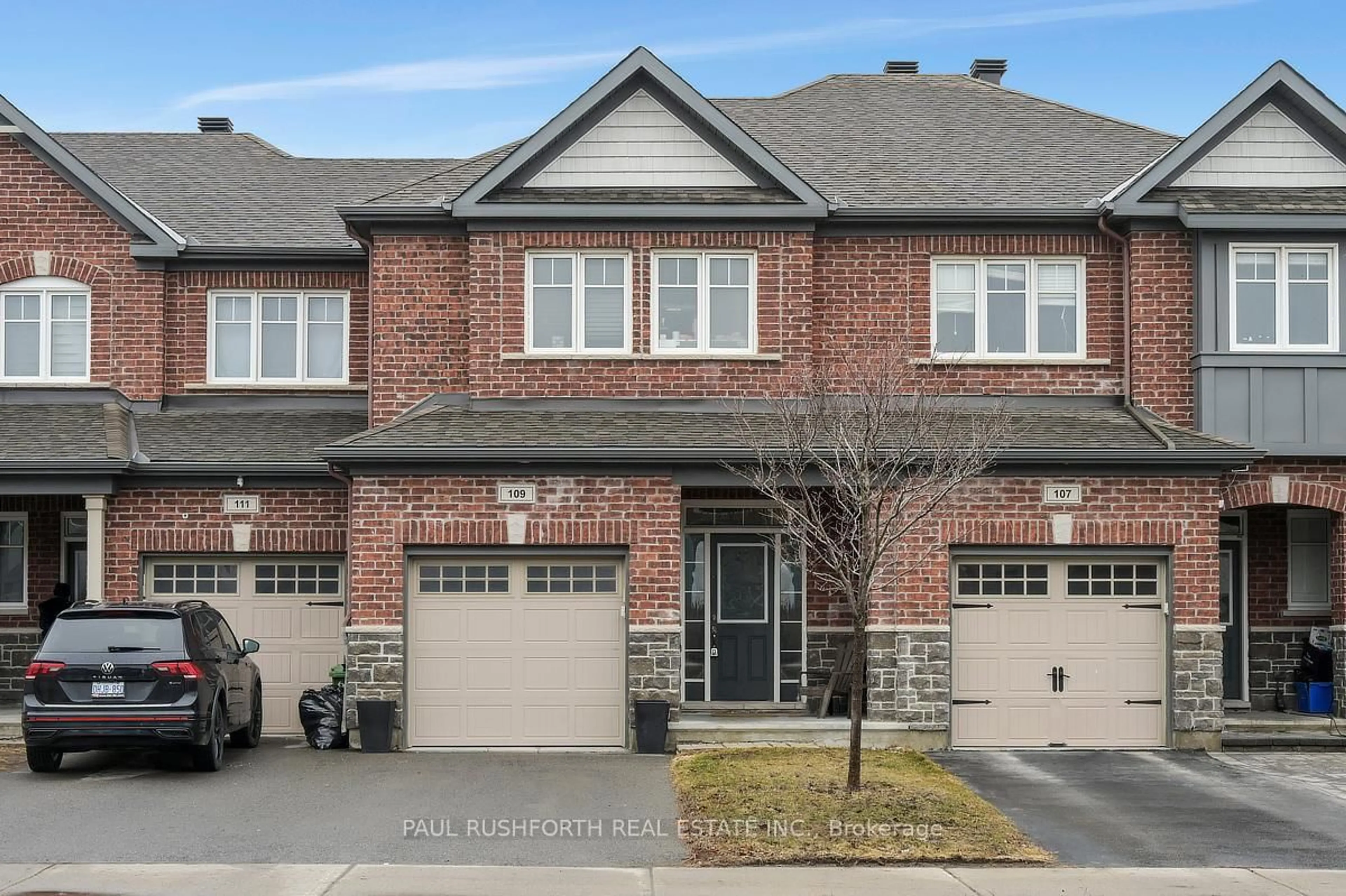 Home with brick exterior material, street for 109 Westphalian Ave, Ottawa Ontario K2V 0A3