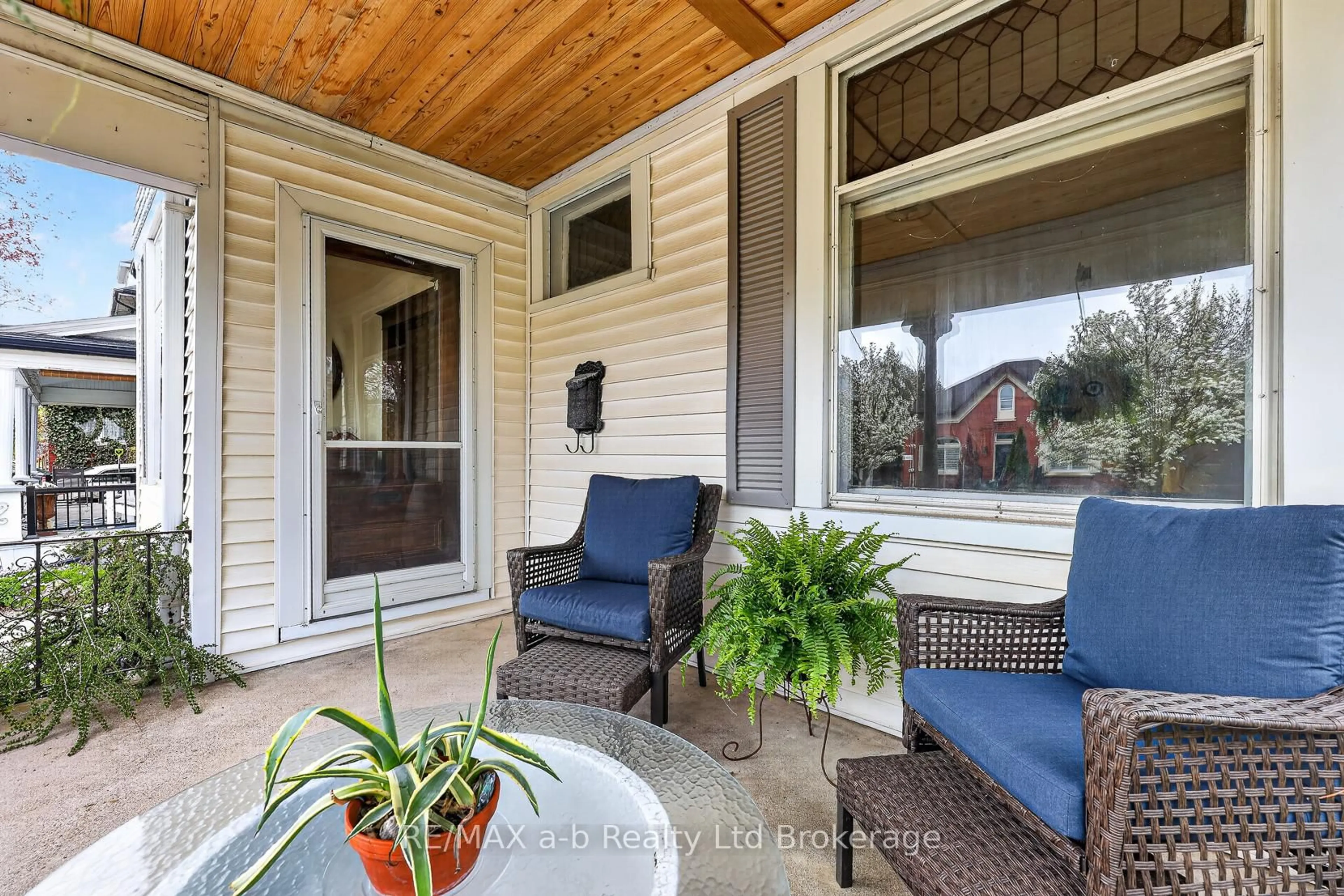 Patio, street for 507 Princess St, Woodstock Ontario N4S 4G8