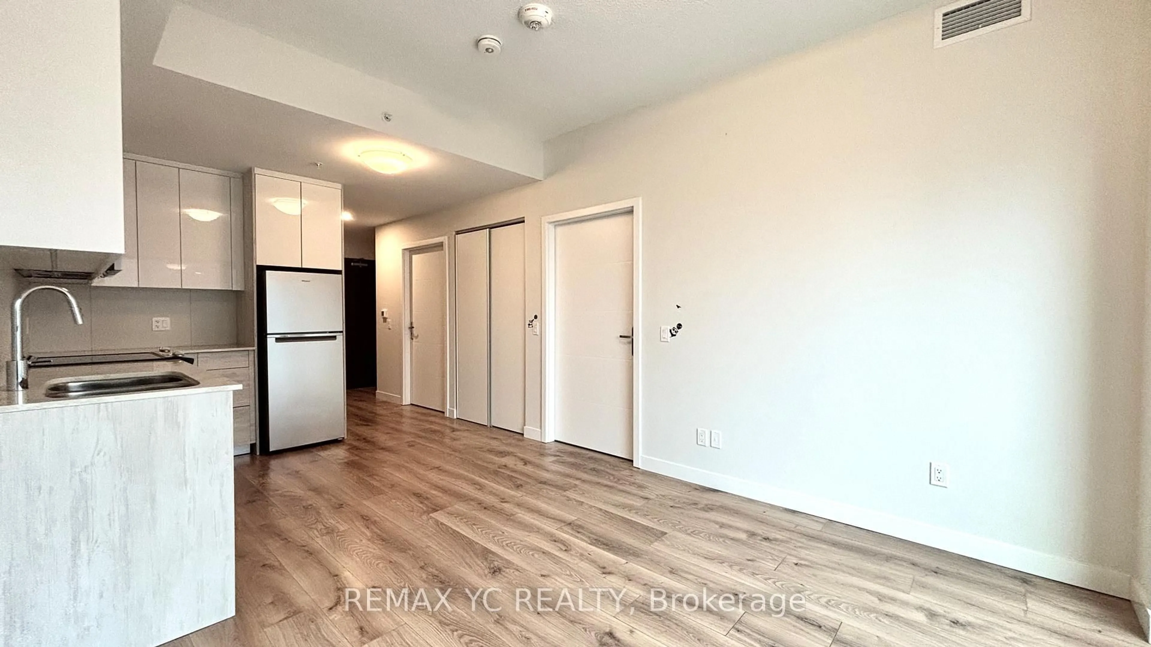 A pic of a room for 60 Frederick St #405, Kitchener Ontario N2H 0C7