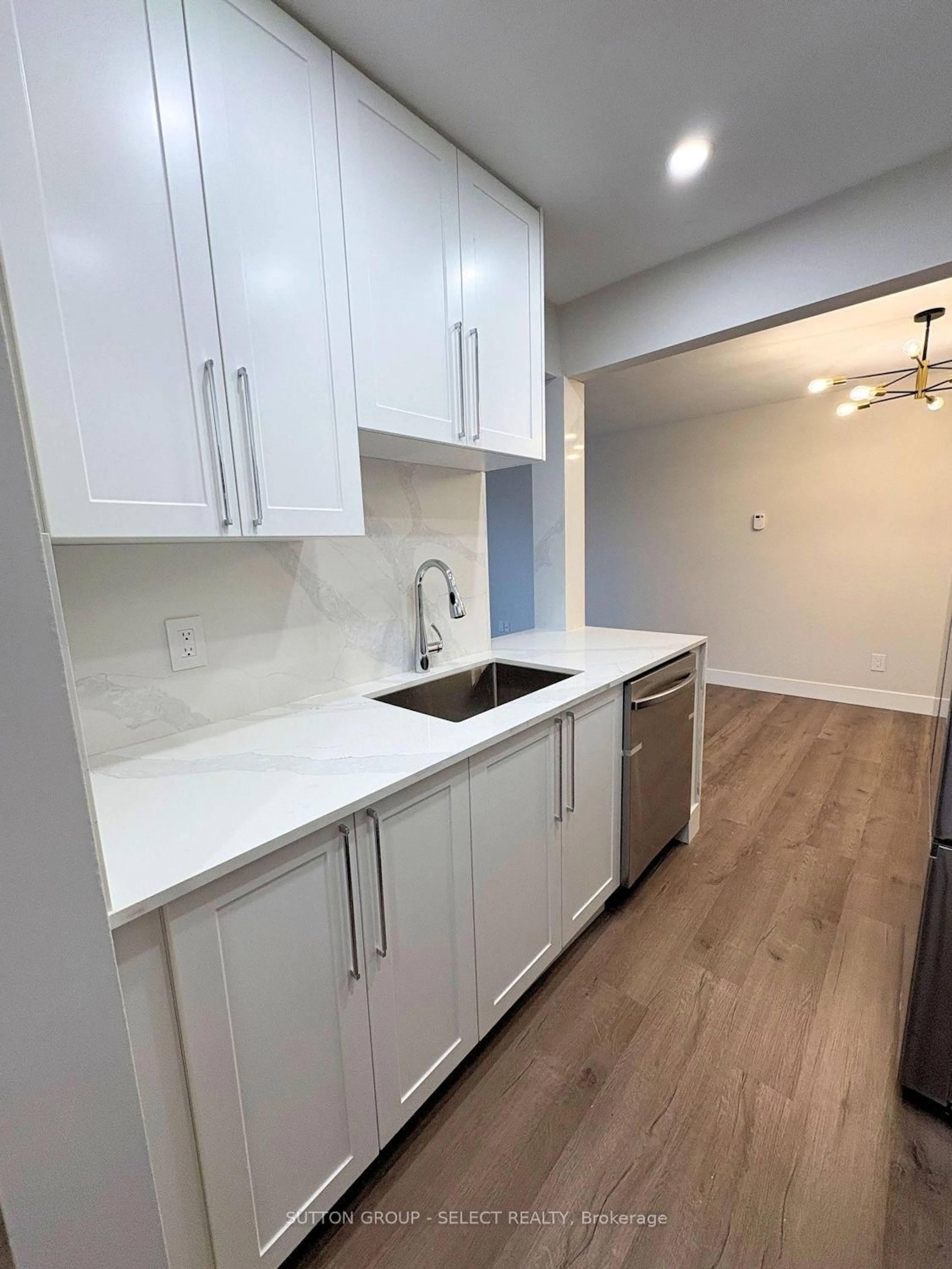 Unknown for 2228 Trafalgar St #226, London East Ontario N5V 4J8