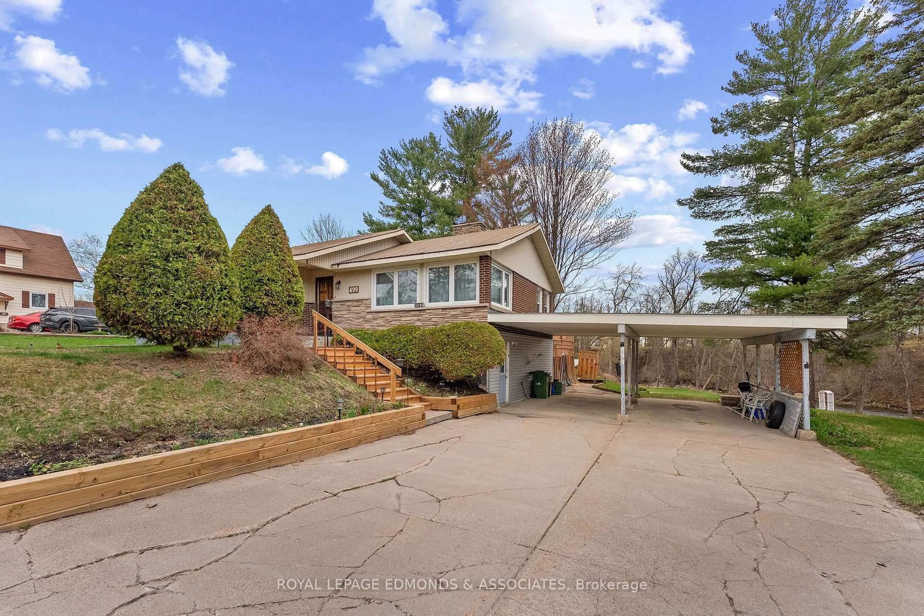 Unknown for 499 Boundary Rd, Pembroke Ontario K8A 6L7