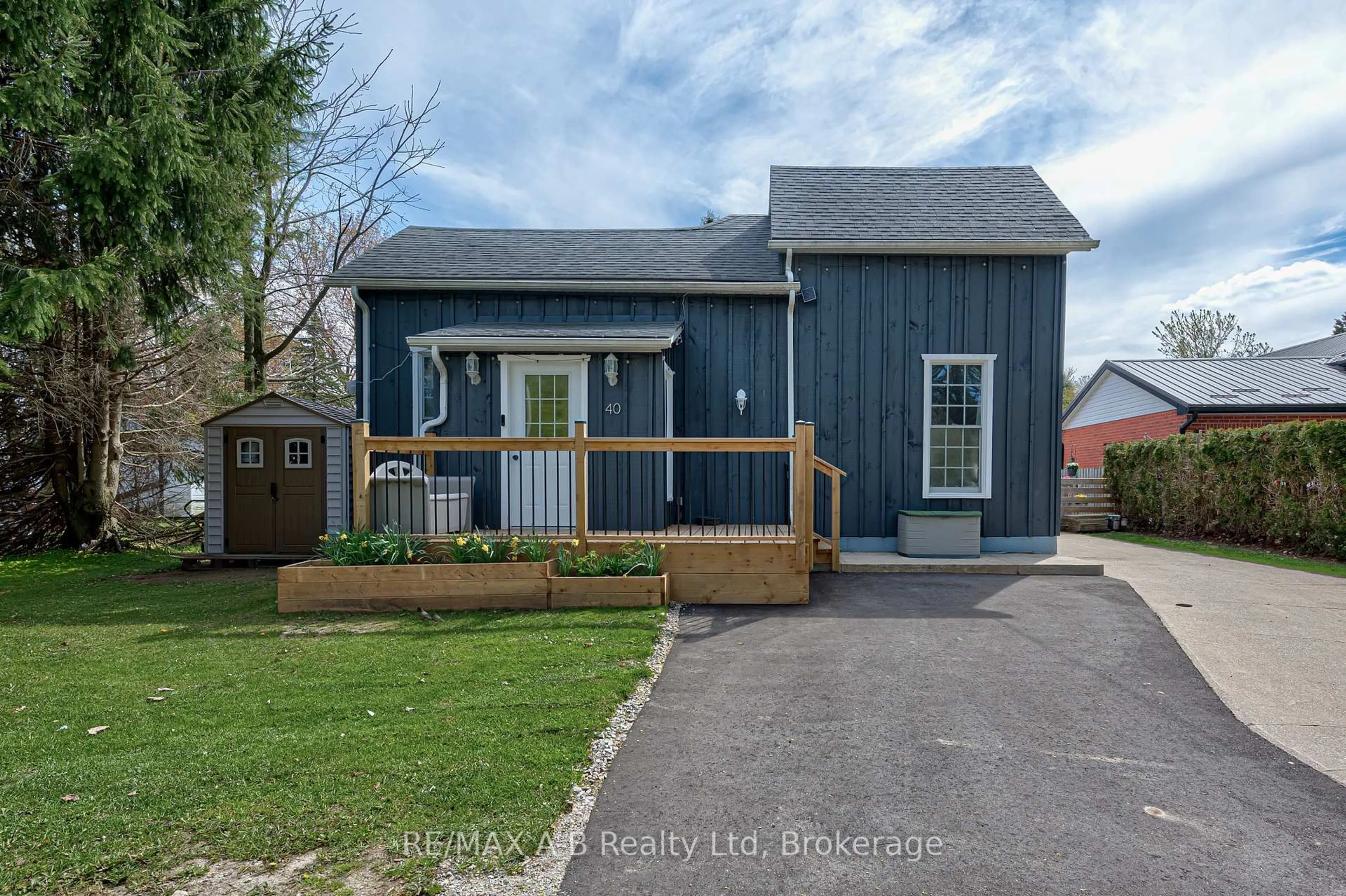 A pic from outside/outdoor area/front of a property/back of a property/a pic from drone, street for 40 Blenheim St, West Perth Ontario N0K 1N0