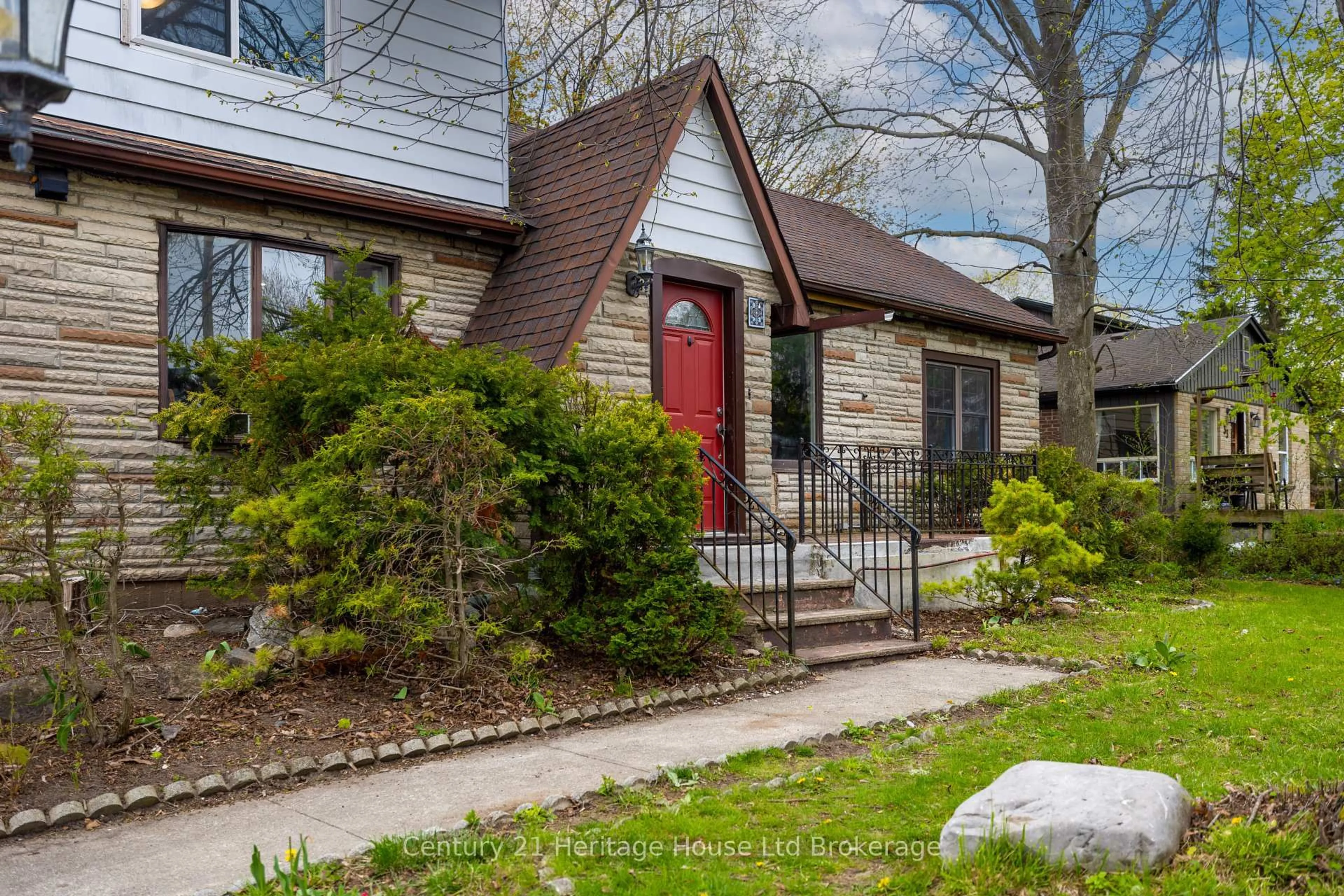 Home with brick exterior material, street for 31 Wethered St, London East Ontario N5Y 1G8