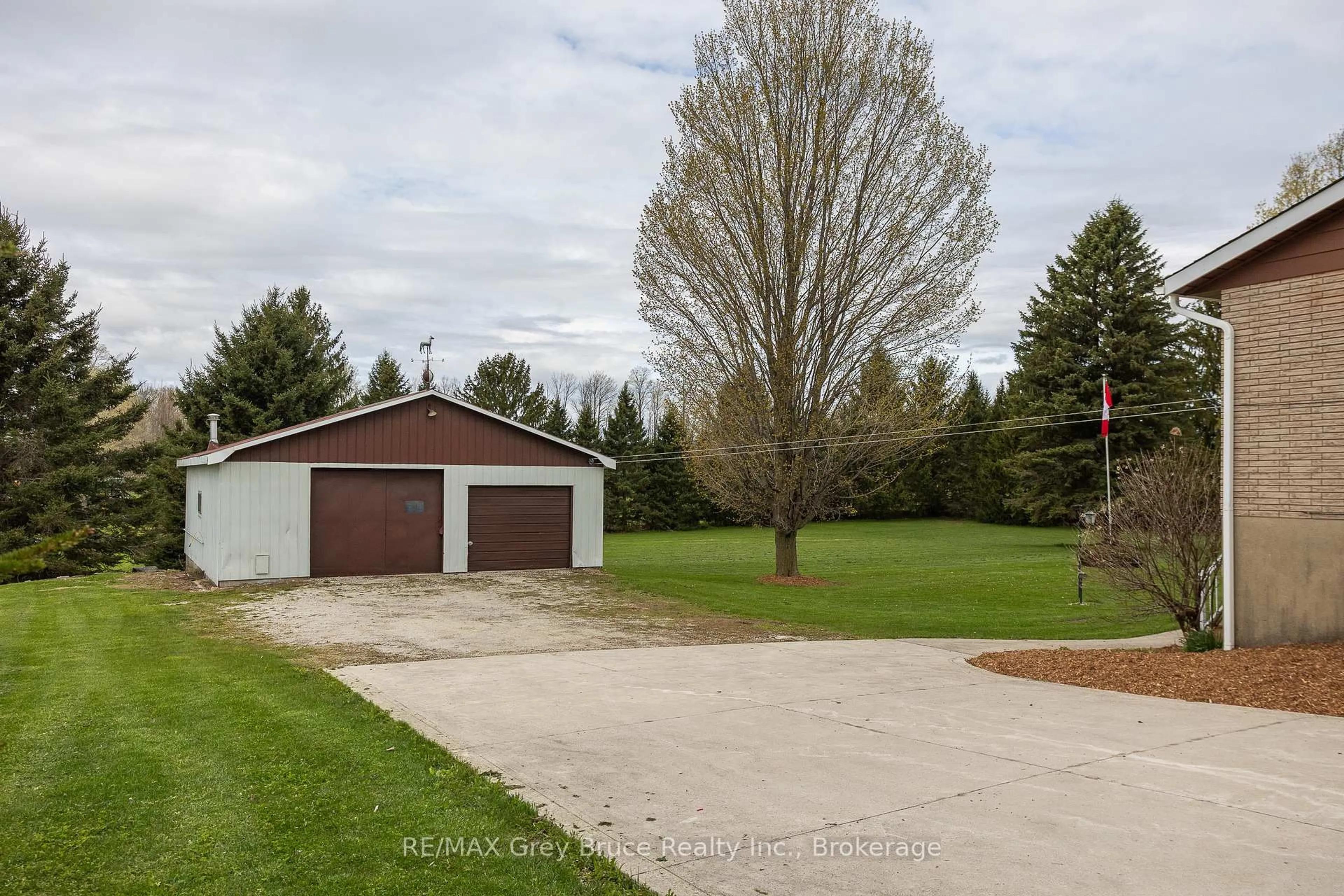 Unknown for 217438 Concession 3 Rd, Georgian Bluffs Ontario N4K 5N6