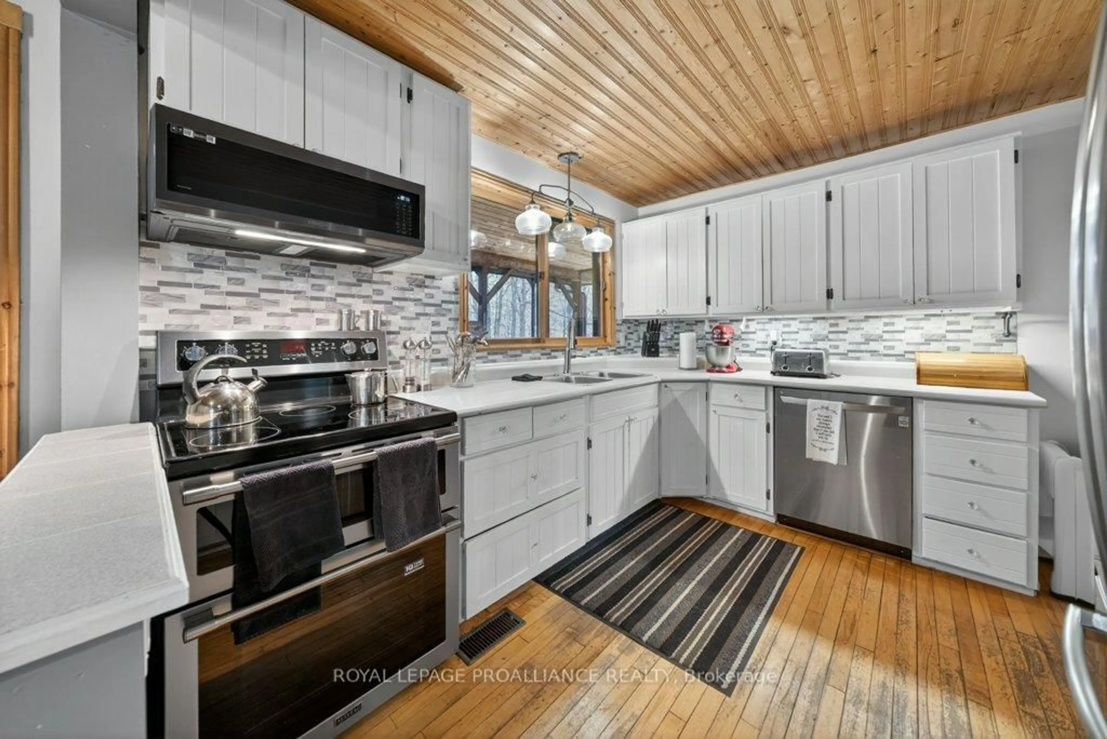 Open concept kitchen, unknown for 1205 Head Rd, Cloyne Ontario K0H 1K0
