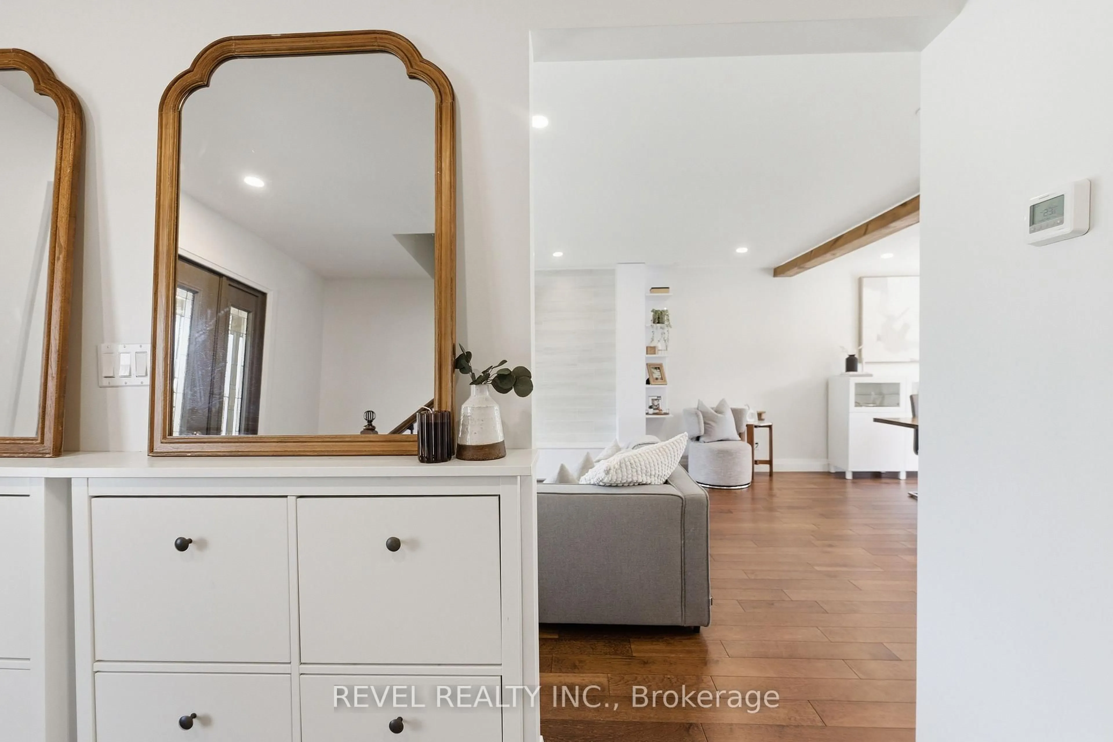 Unknown for 73 San Fernando Dr, Hamilton Ontario L9C 2C3