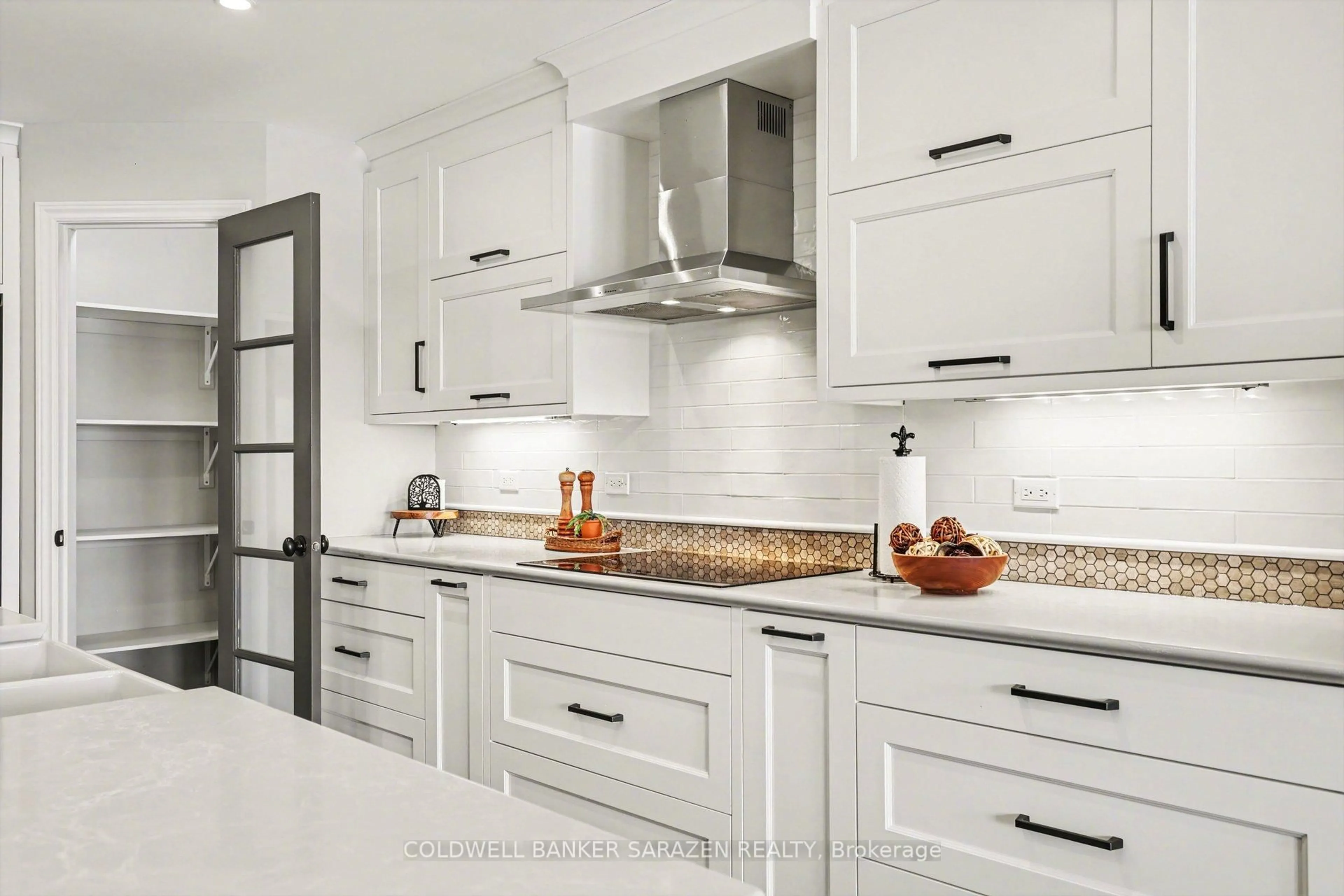 Contemporary kitchen, ceramic/tile floor for 518 Kilburn St, Almonte Ontario K0A 1A0