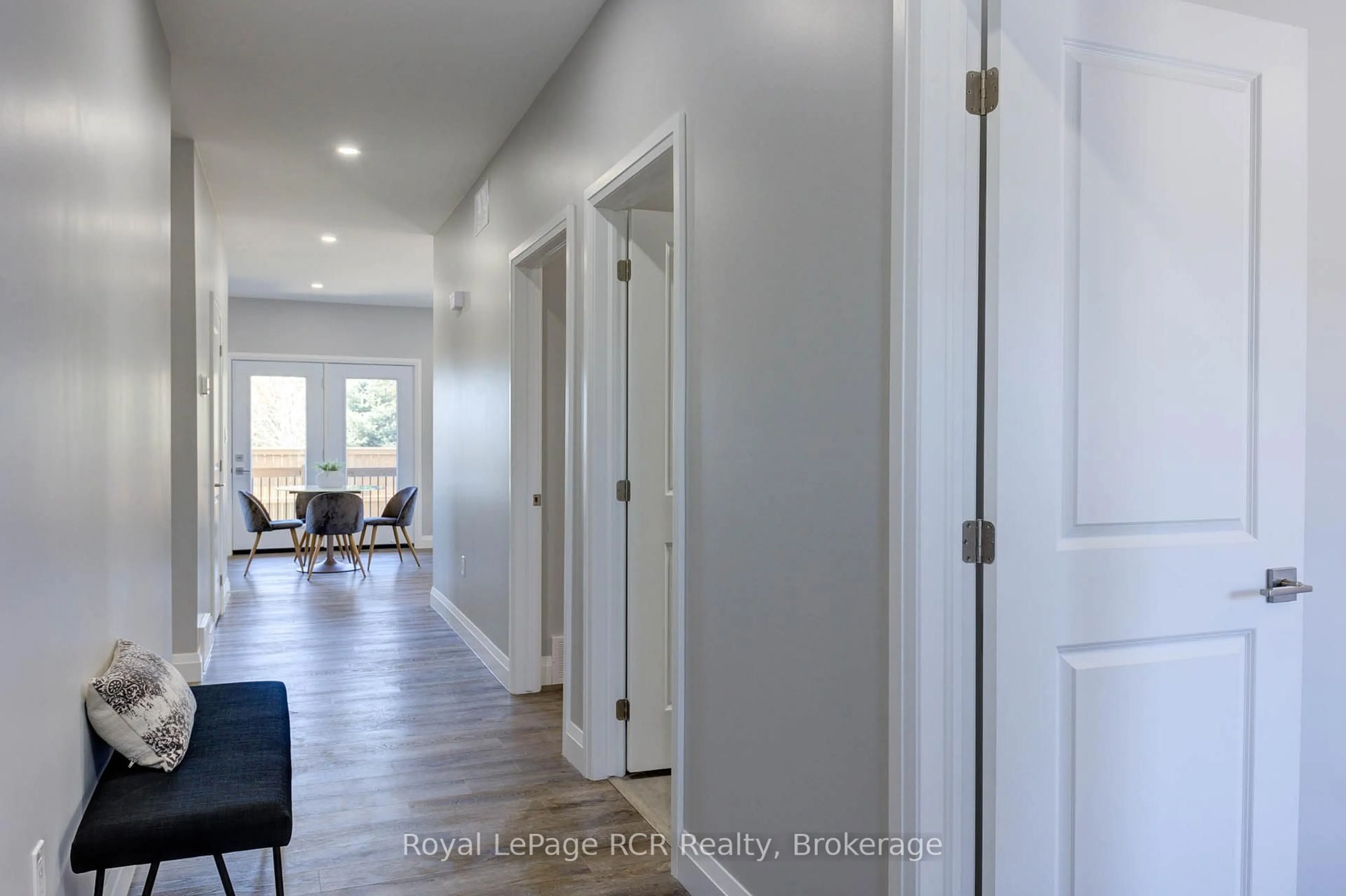 Indoor entryway for 274 Queen St, North Perth Ontario N0G 1B0