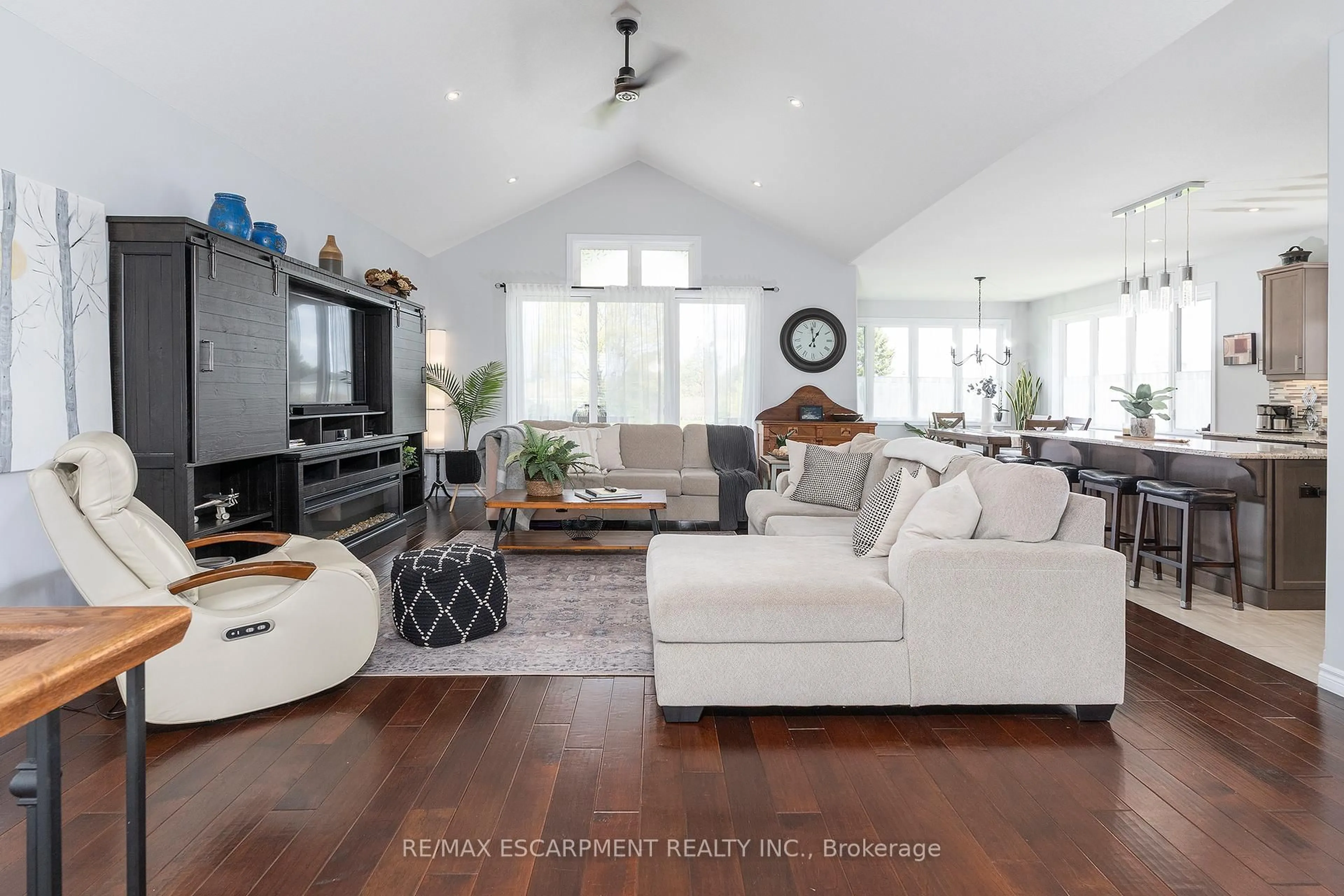 Living room with furniture, unknown for 6 Macneil Crt, Brantford Ontario N3S 0G3