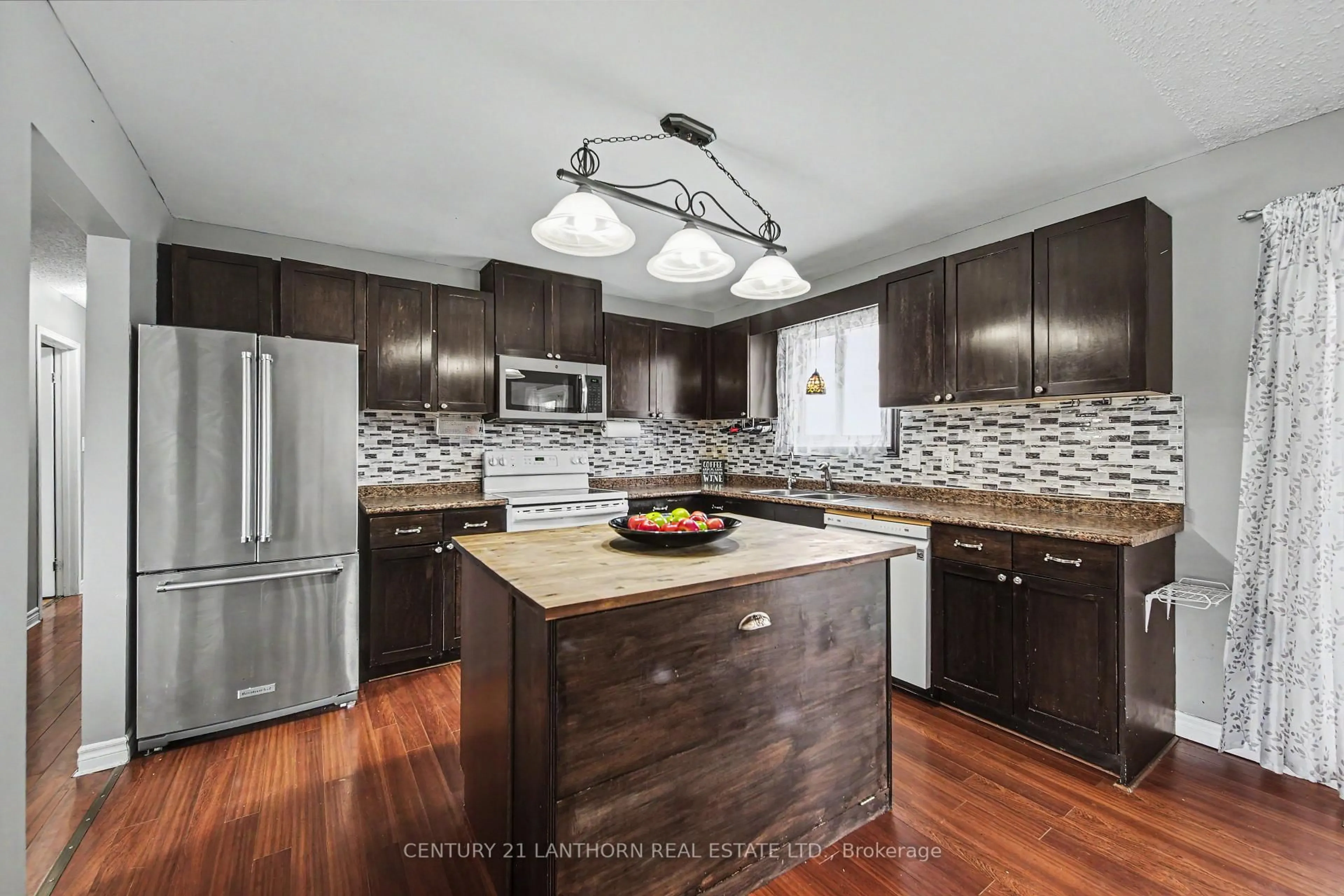 Open concept kitchen, unknown for 43 Ireland Dr, Quinte West Ontario K8V 5X4