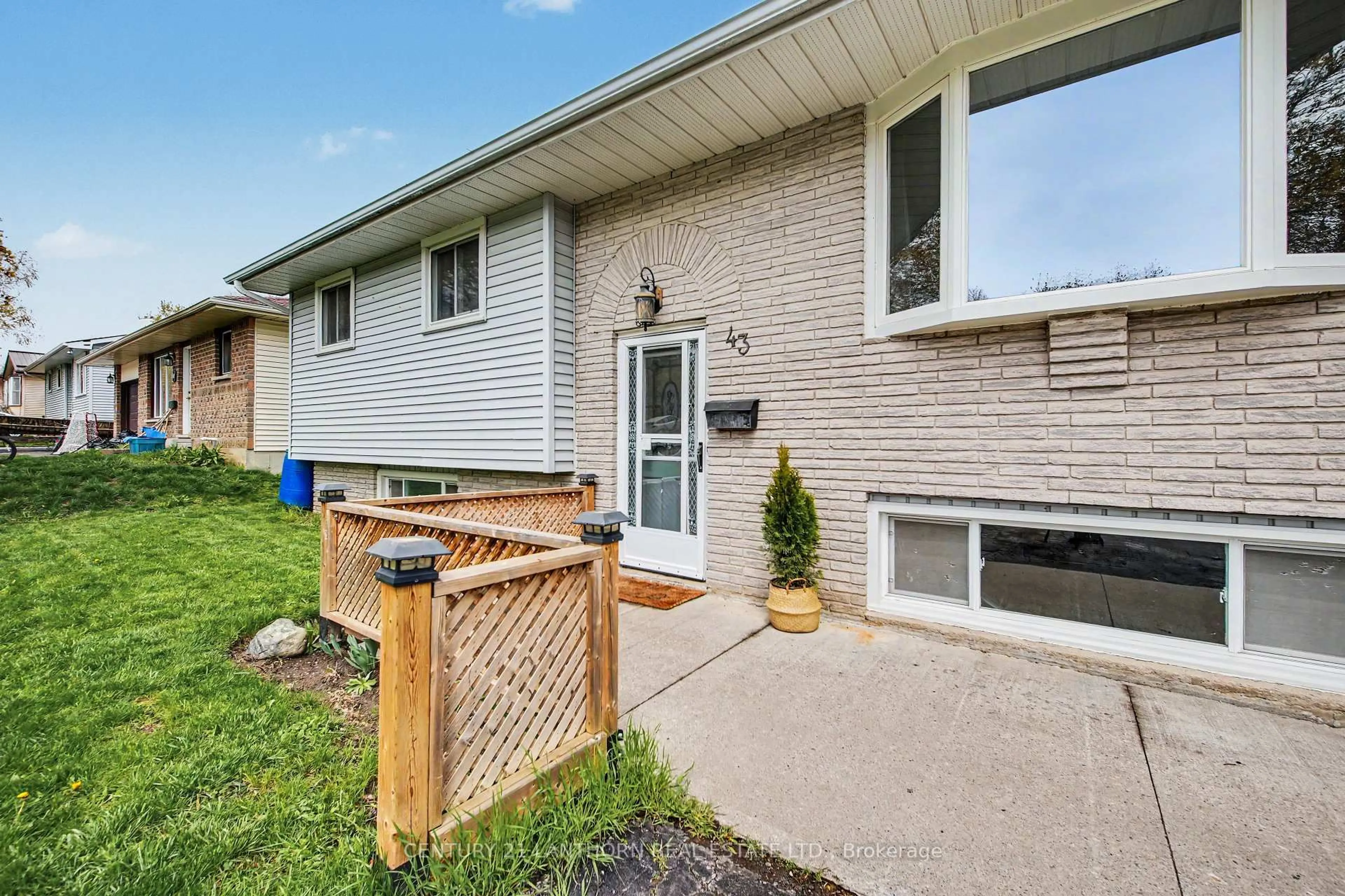 Home with brick exterior material, street for 43 Ireland Dr, Quinte West Ontario K8V 5X4