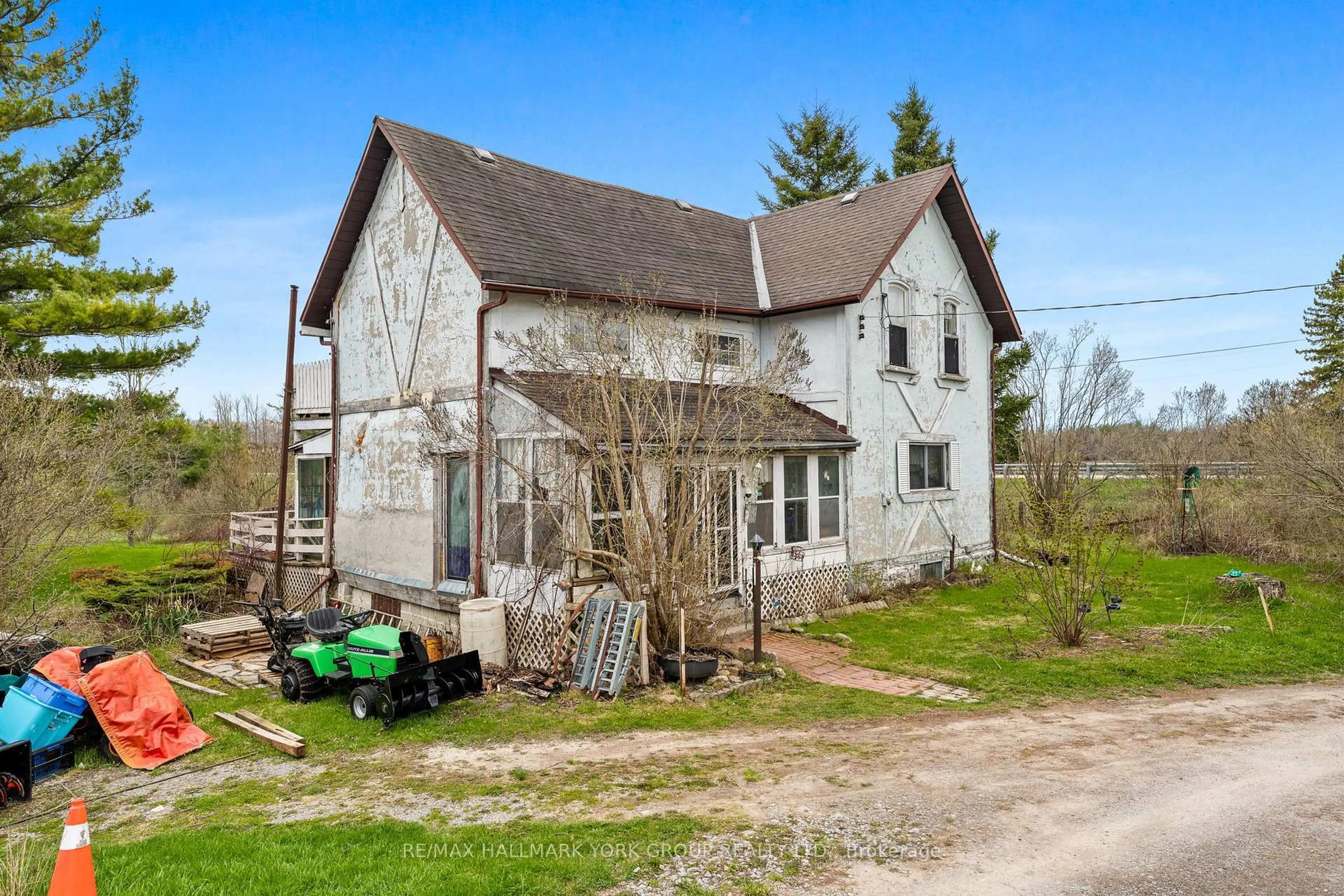 A pic from outside/outdoor area/front of a property/back of a property/a pic from drone, building for 2468 County Road 46, Kawartha Lakes Ontario K0M 2T0