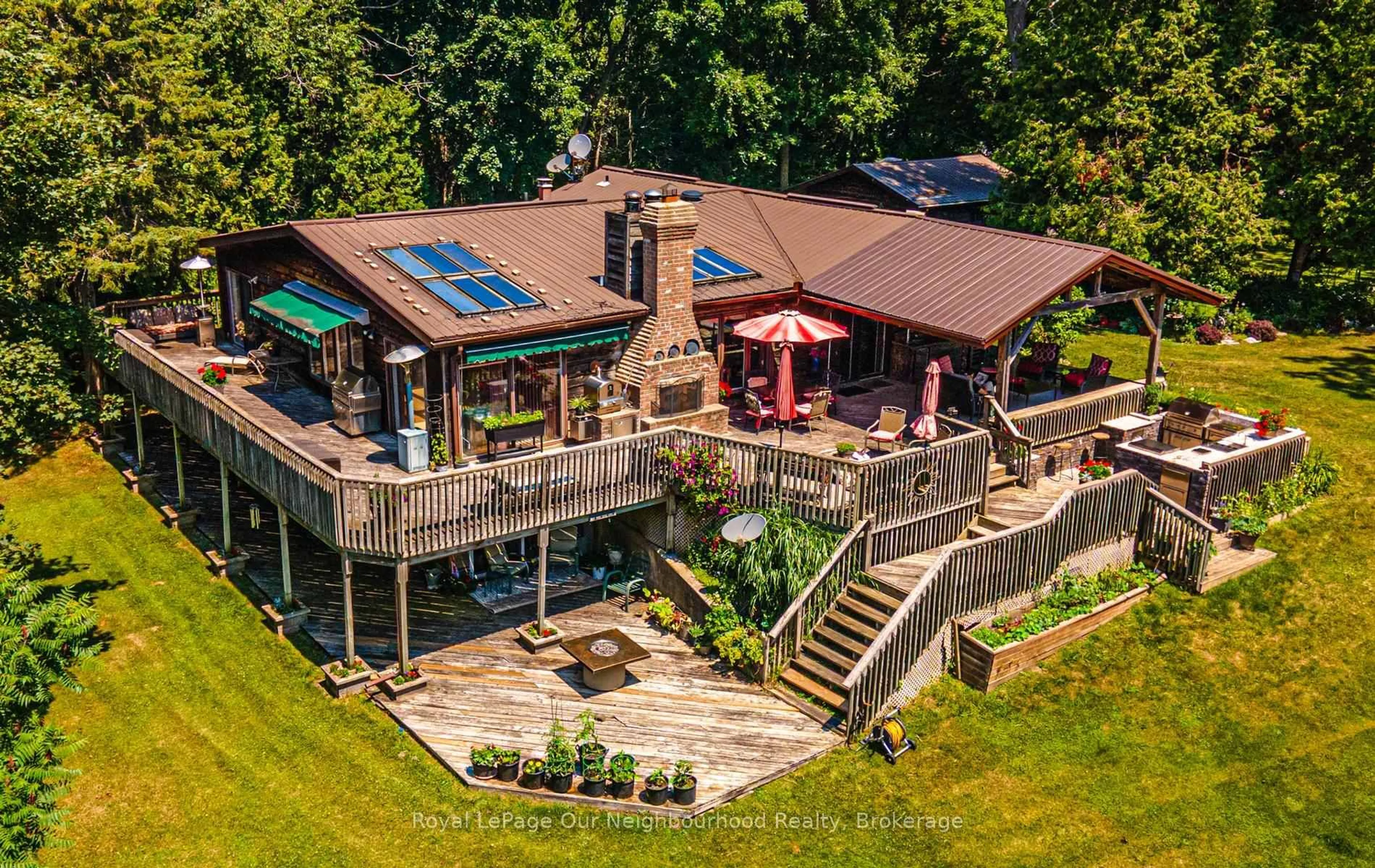 A pic from outside/outdoor area/front of a property/back of a property/a pic from drone, unknown for 554 Clouston Rd, Alnwick/Haldimand Ontario K0K 2G0