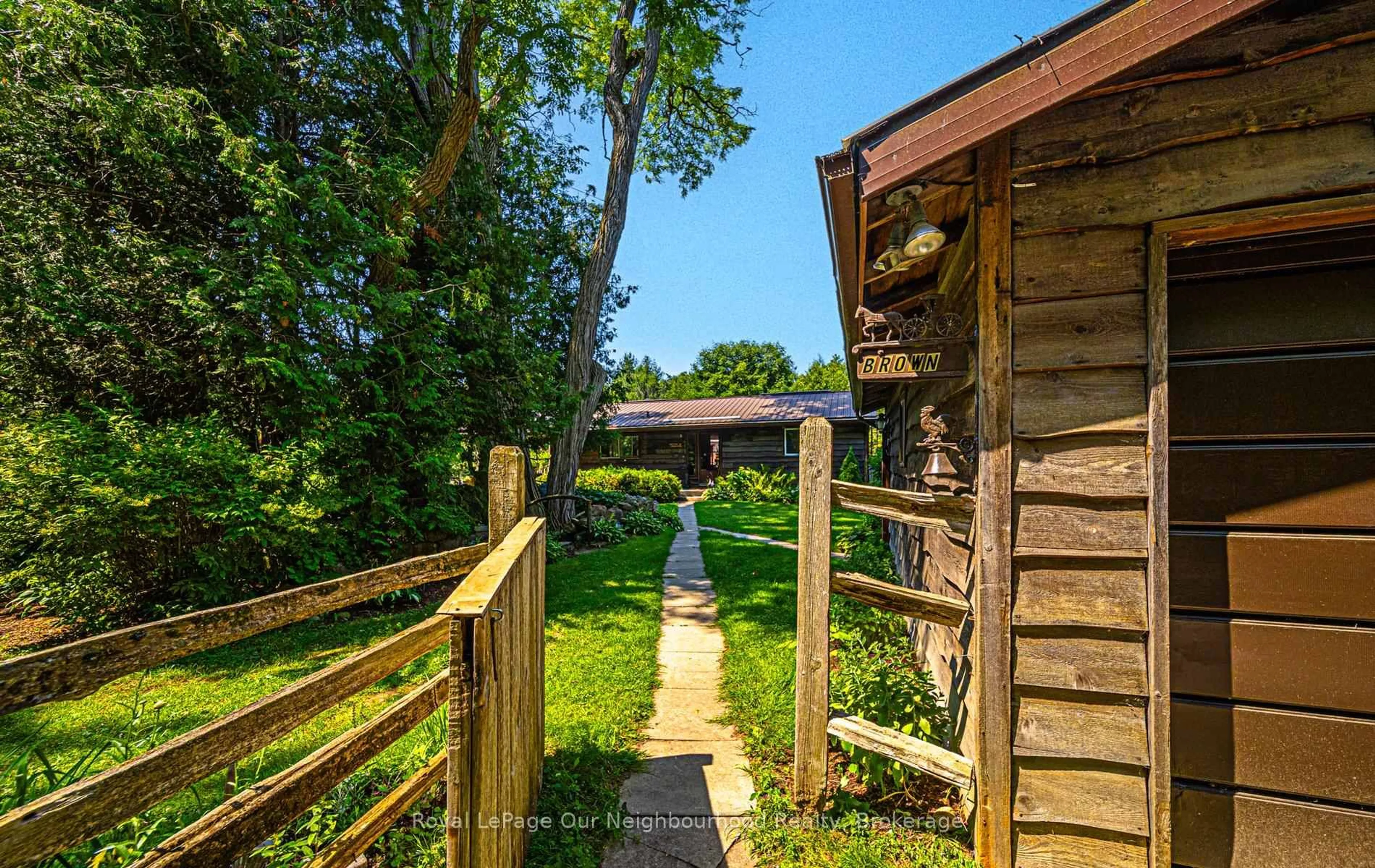 A pic from outside/outdoor area/front of a property/back of a property/a pic from drone, unknown for 554 Clouston Rd, Alnwick/Haldimand Ontario K0K 2G0