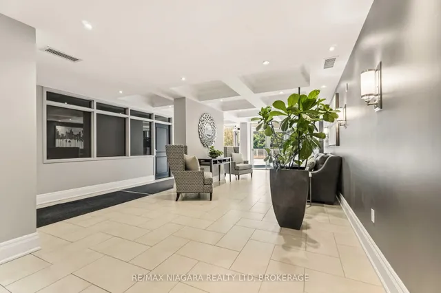 125 Wilson St #107, Hamilton 4