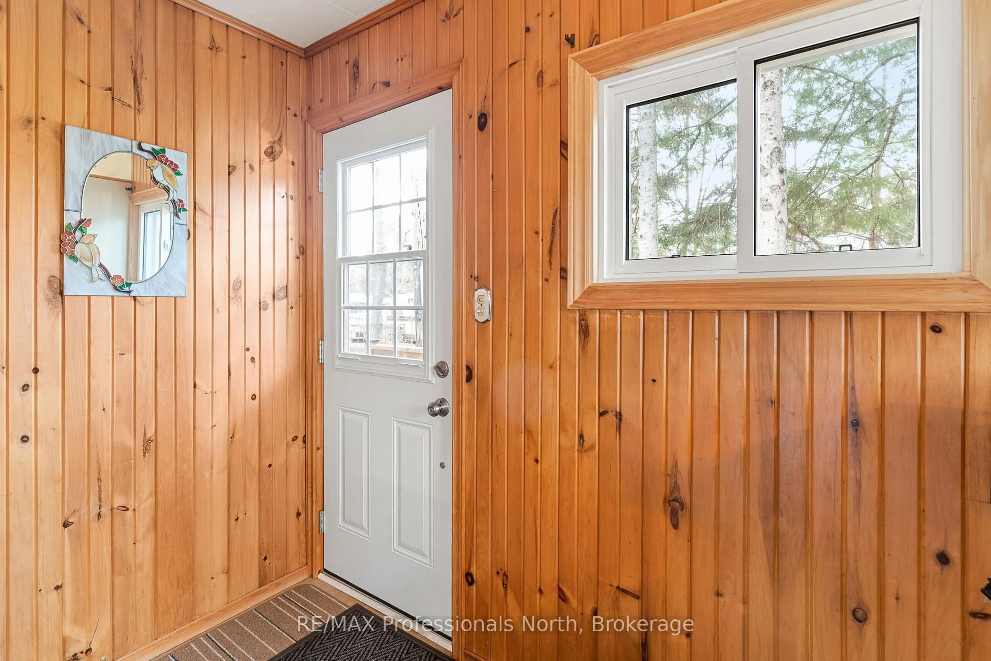 Indoor entryway for 2195 Loop Rd, Highlands East Ontario K0L 3C0