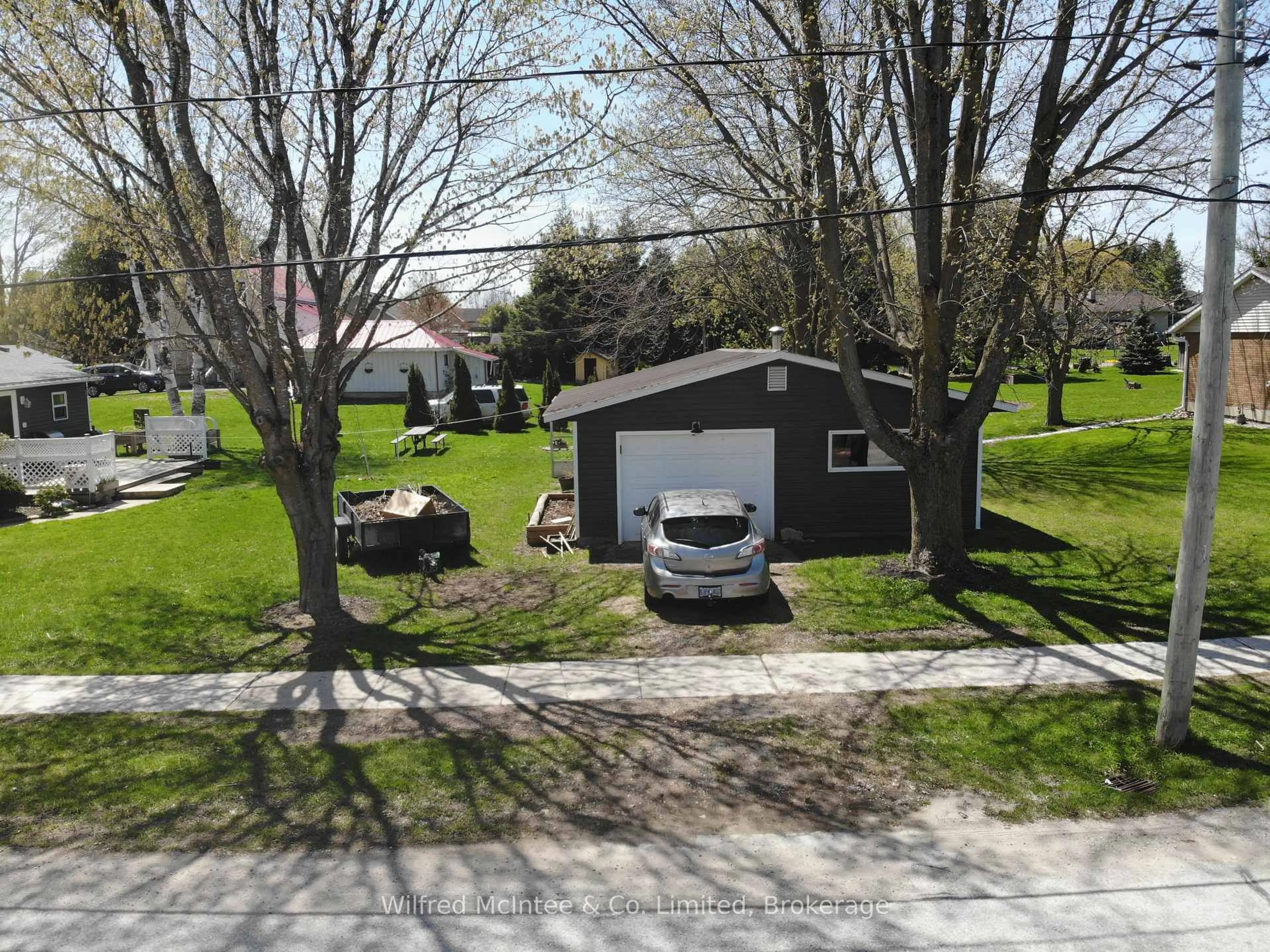 A pic from outside/outdoor area/front of a property/back of a property/a pic from drone, street for 263 MCCONNELL St, North Huron Ontario N0M 1H0