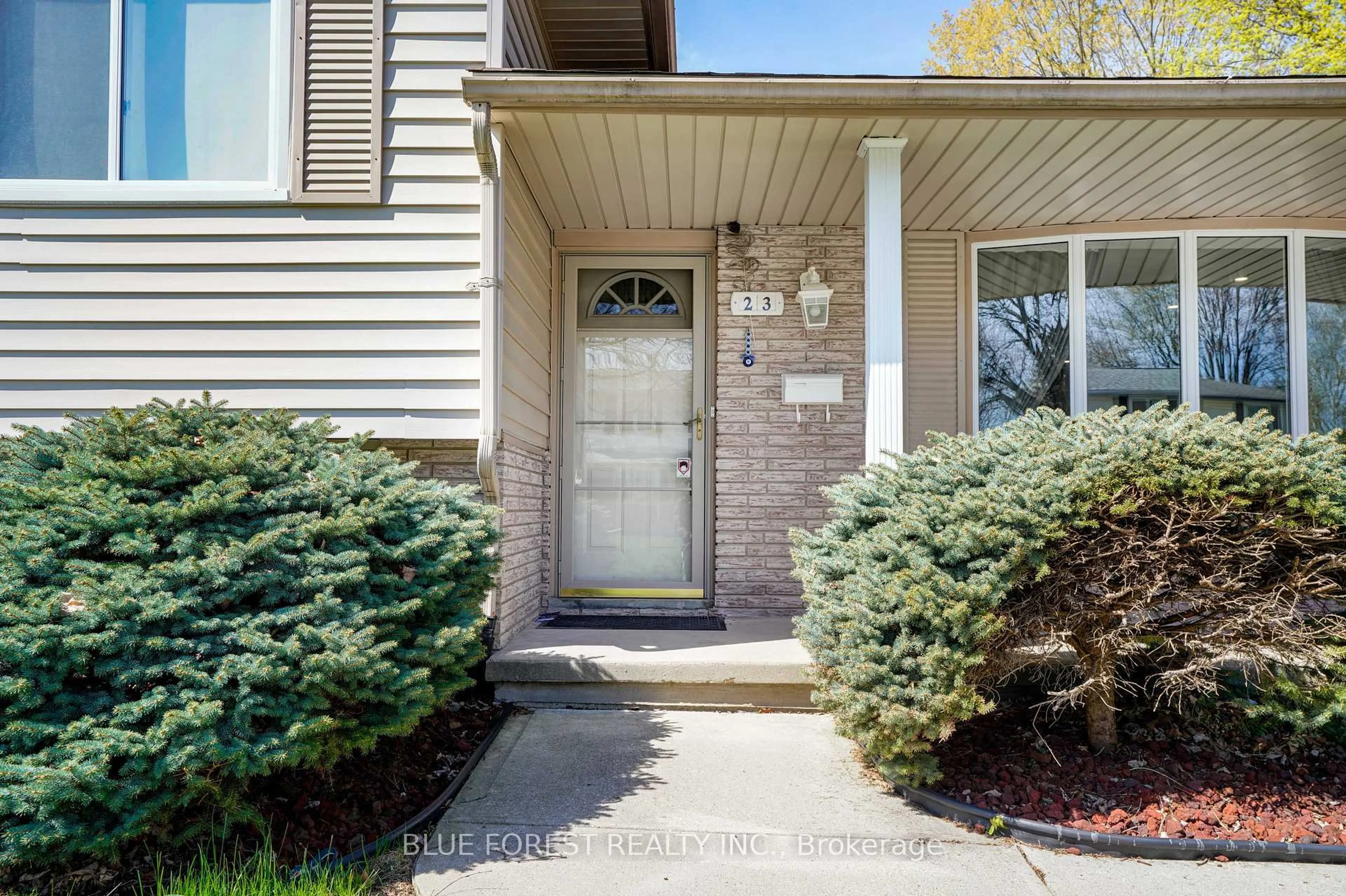 Unknown for 23 Fox Mill Cres, London South Ontario N6J 2B3